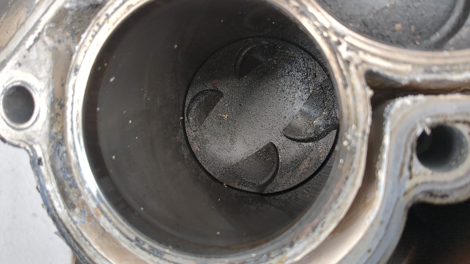 Блок двигателя