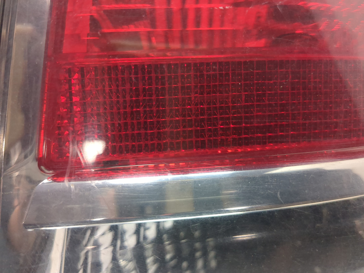 Фонарь задний правый