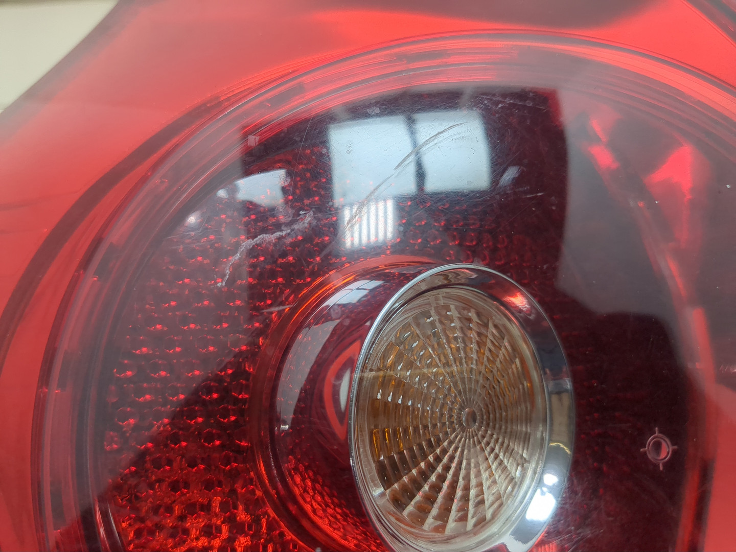 Фонарь задний левый