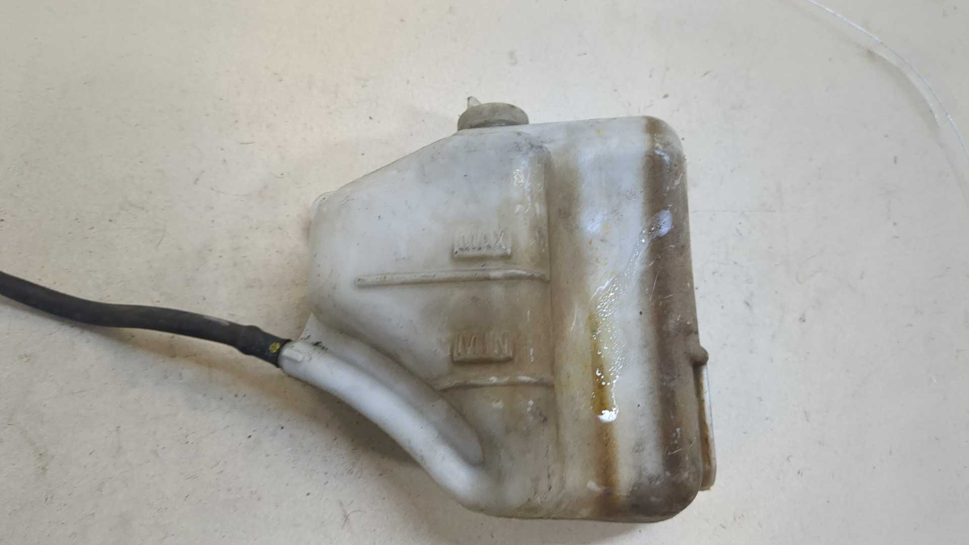 Бачок расширительный