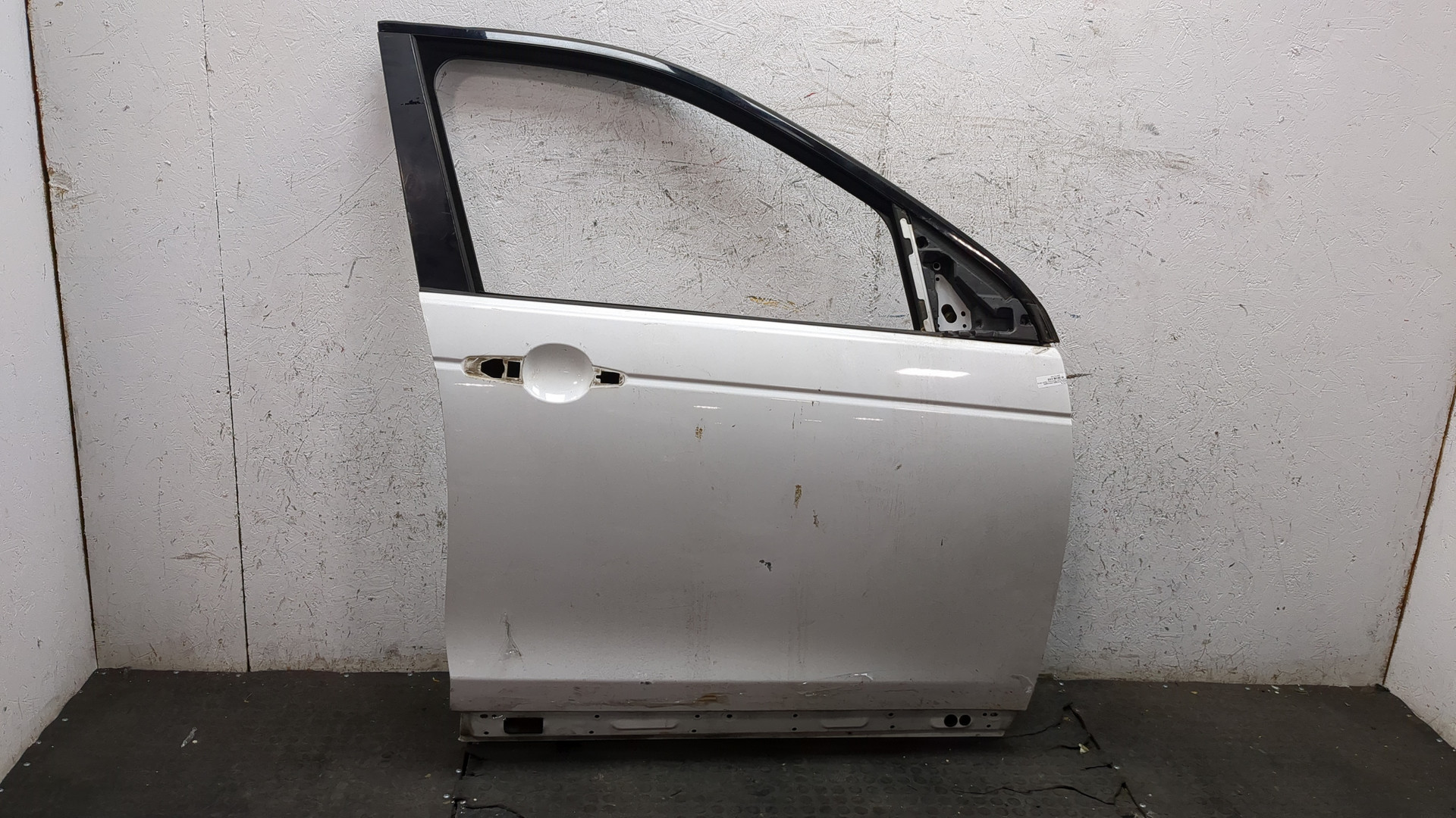 Дверь передняя правая