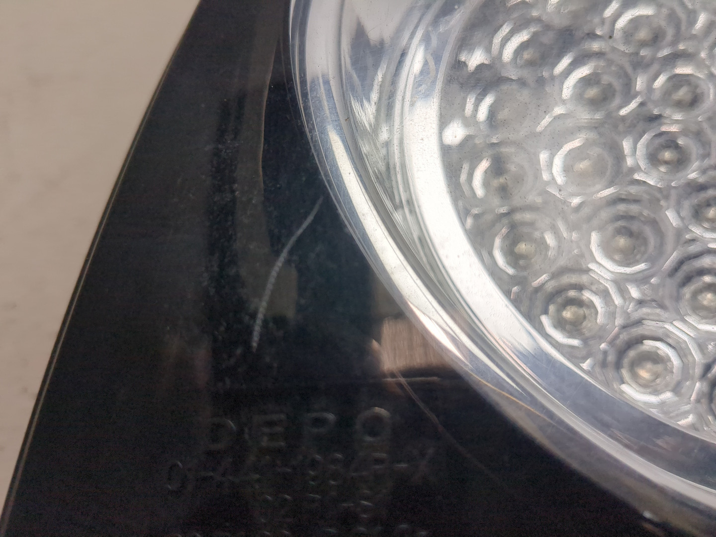 Фонарь задний правый