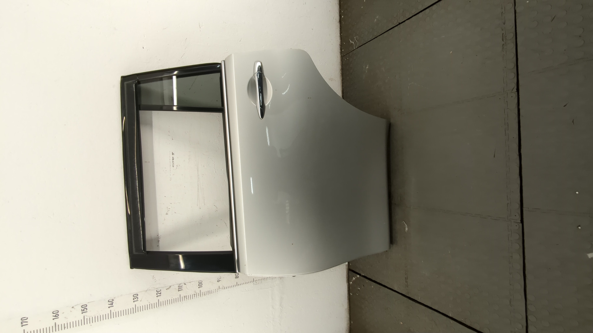 Дверь задняя левая