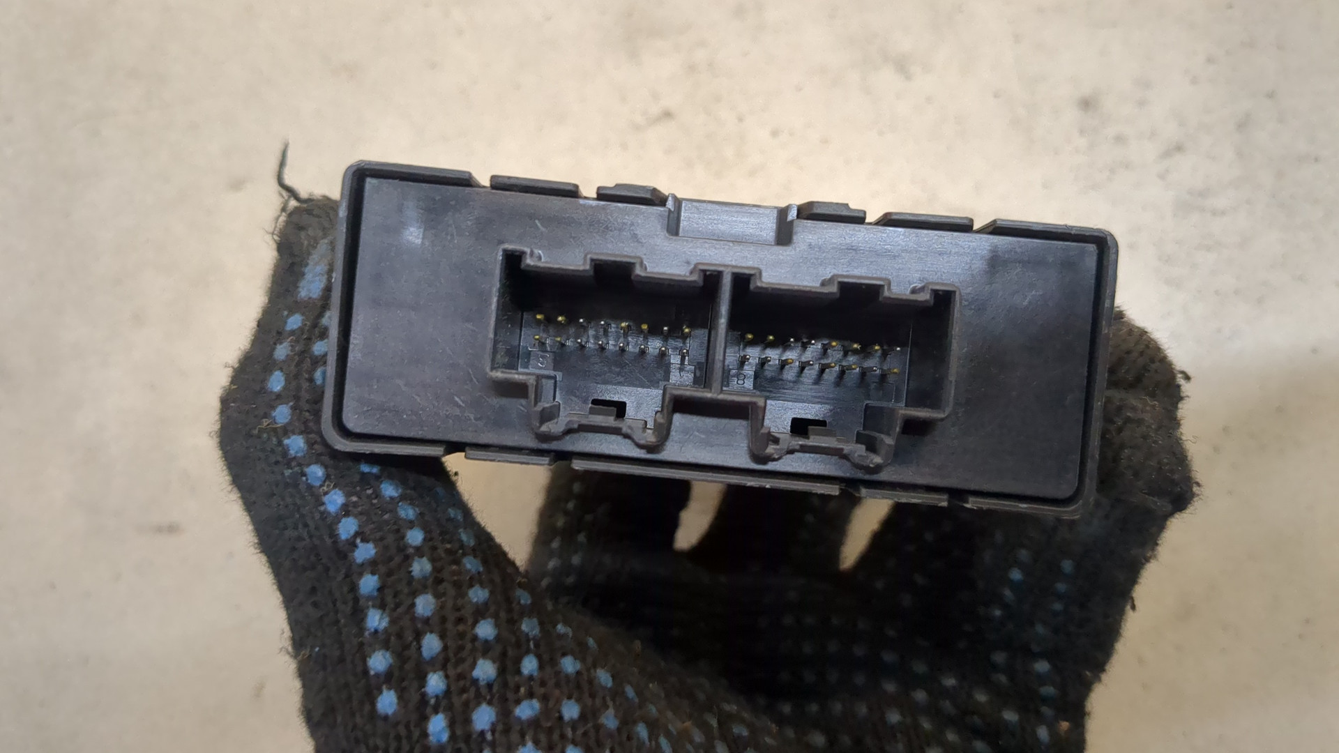 Блок управления центральным замком