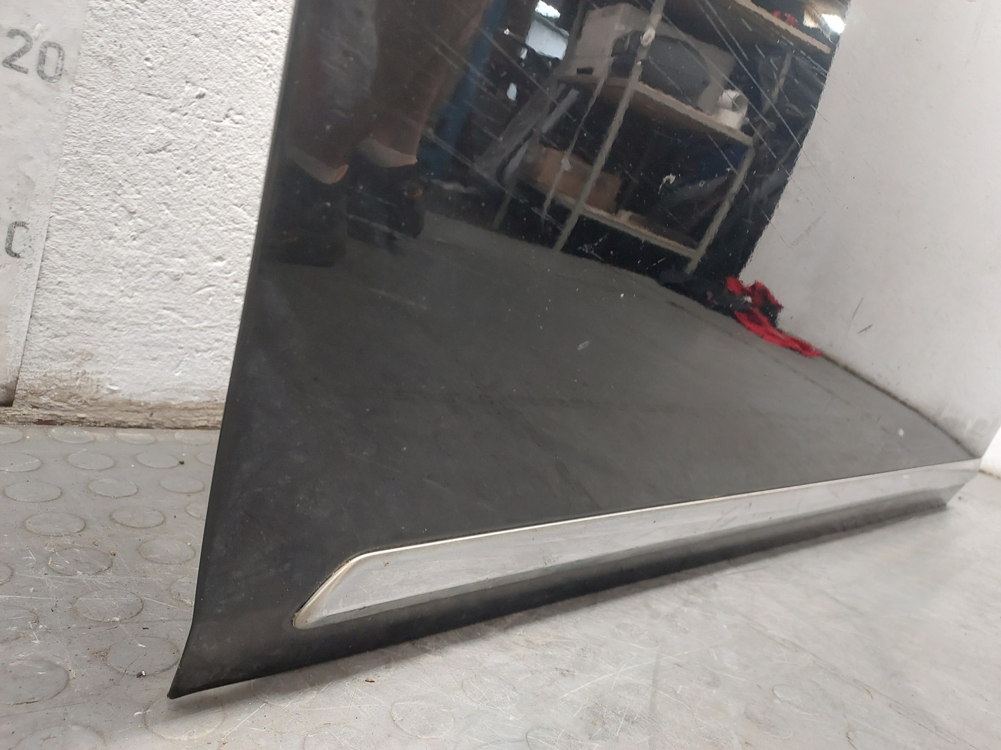 Дверь передняя левая