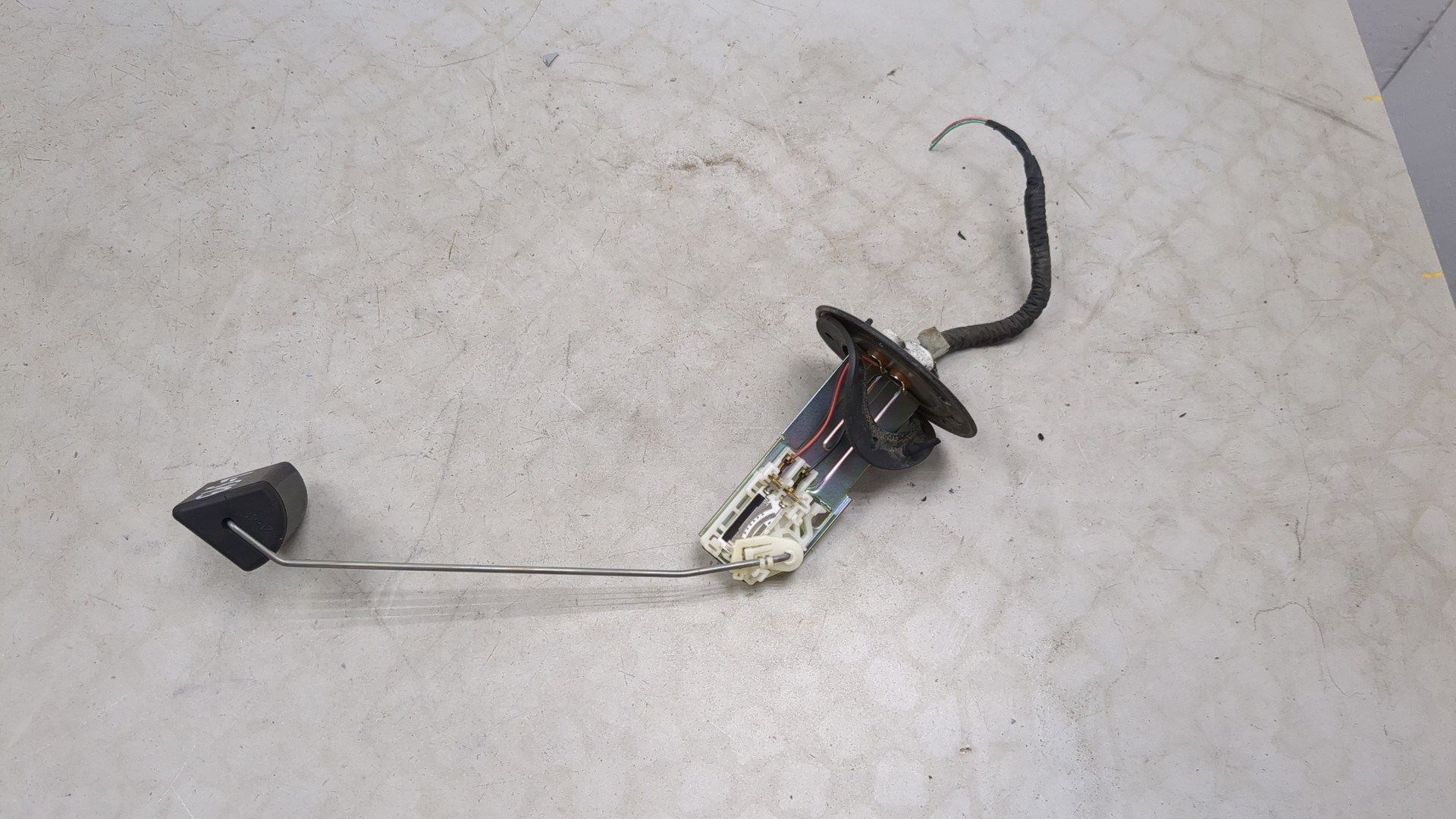 Датчик уровня топлива