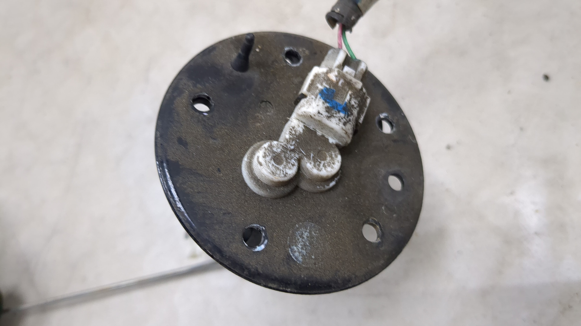 Датчик уровня топлива