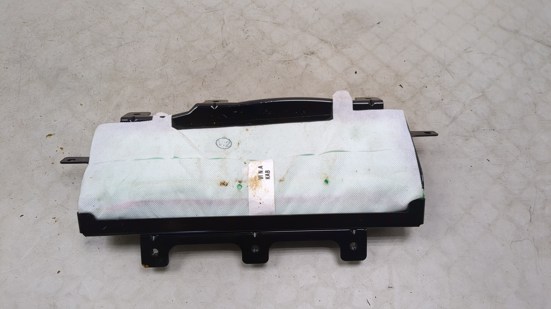 Подушка безопасности нижняя (для колен)