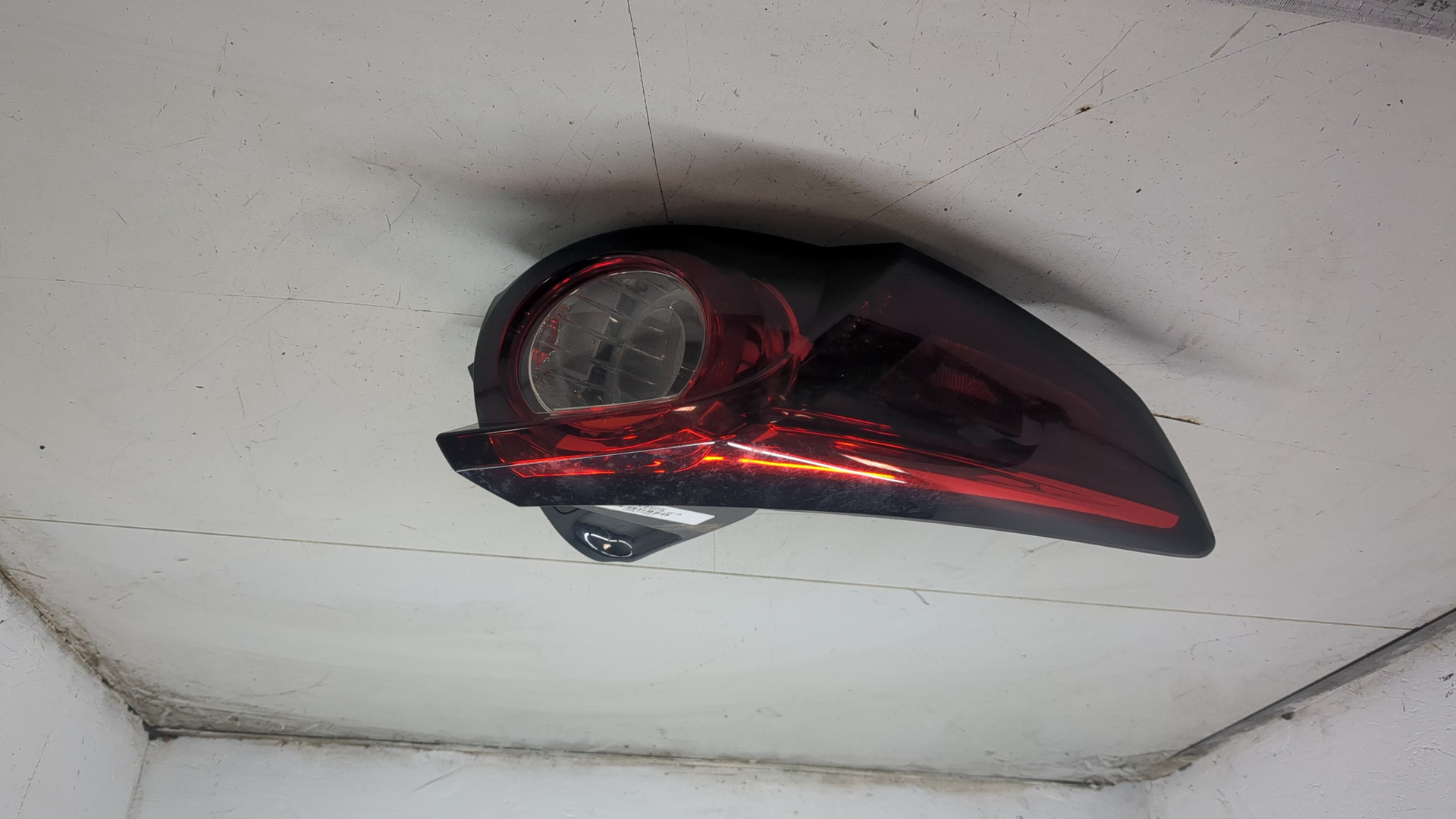 Фонарь задний левый