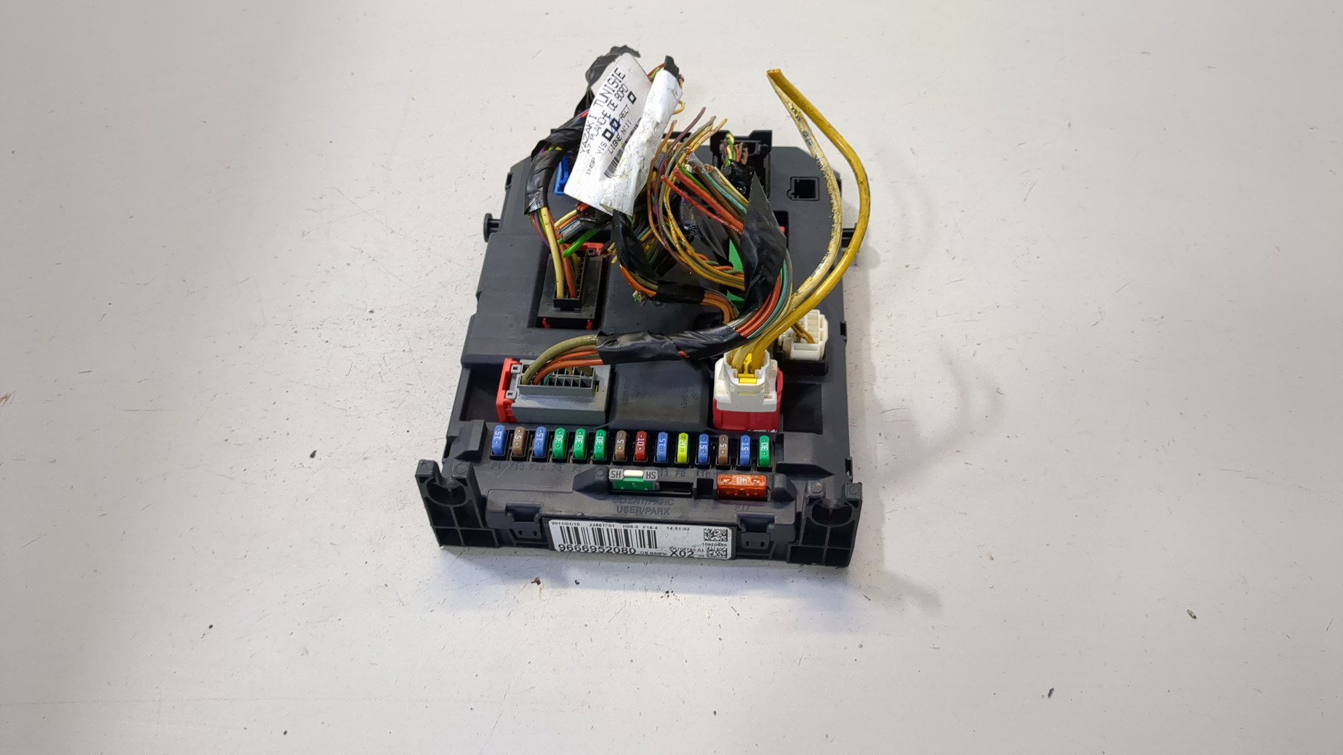 Блок предохранителей