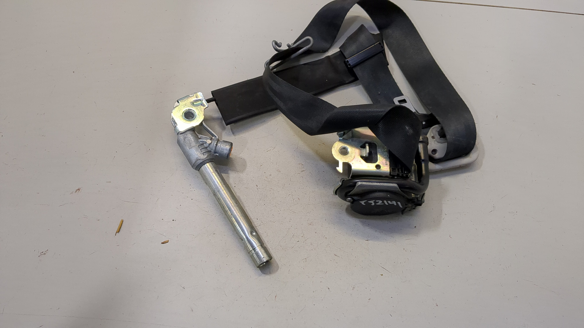 Ремень безопасности