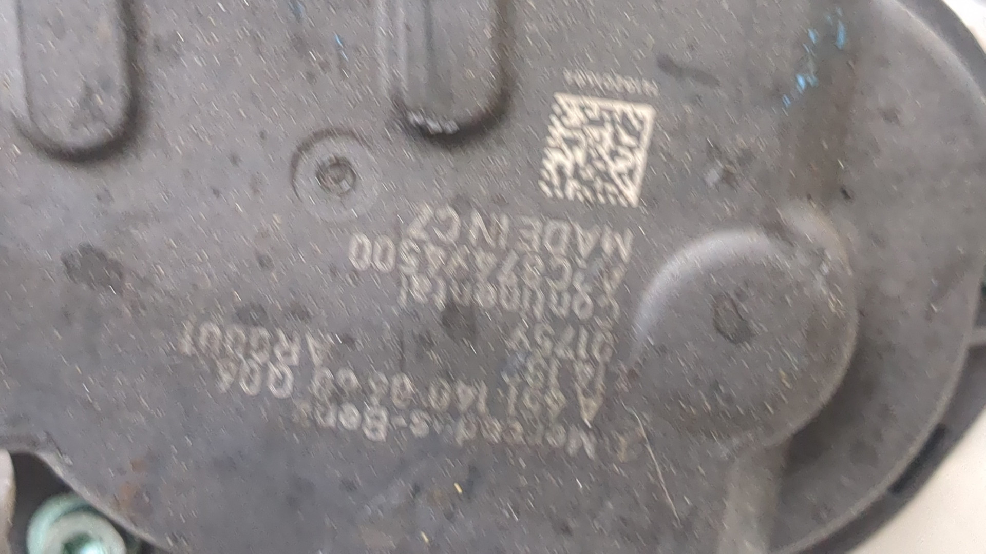 Тройник вентиляции картерных газов