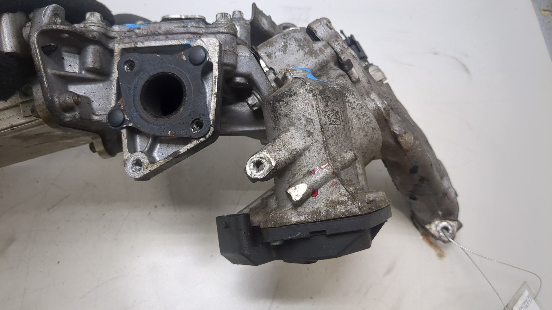 Тройник вентиляции картерных газов