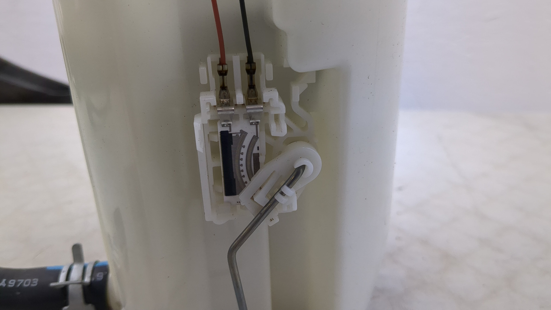 Насос топливный электрический