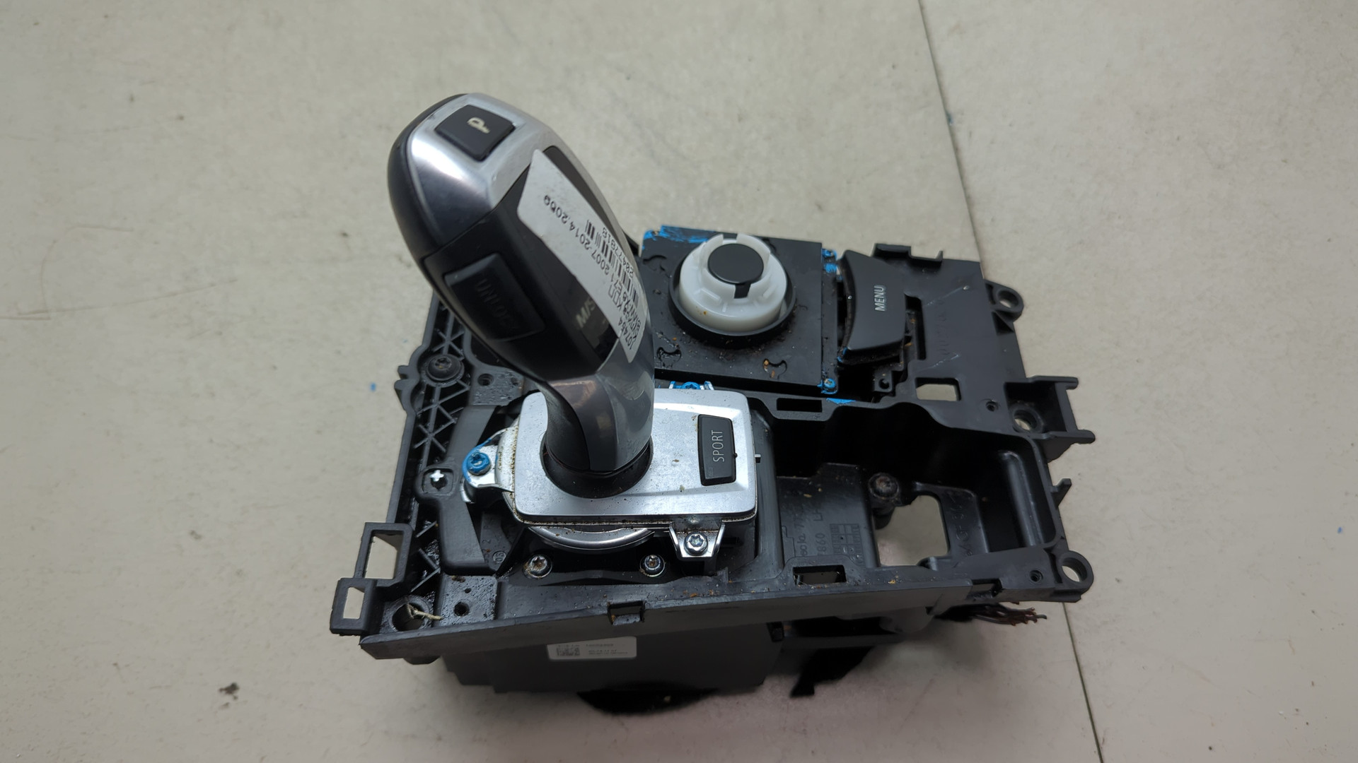 Кулиса МКПП / АКПП