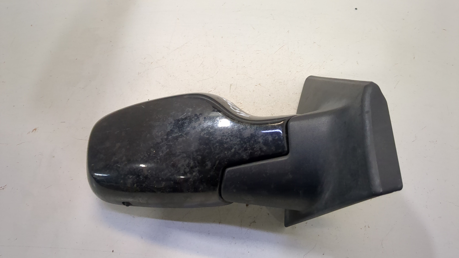 Зеркало правое электрическое