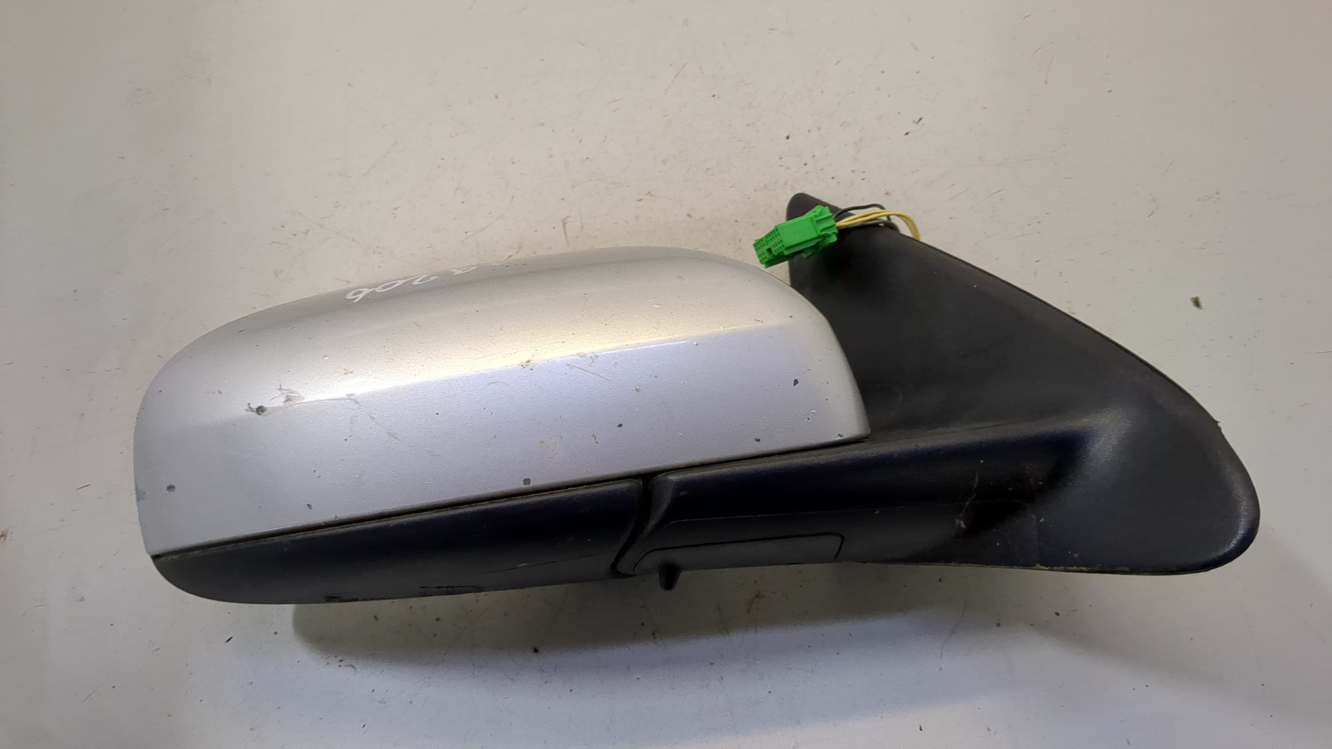 Зеркало правое электрическое