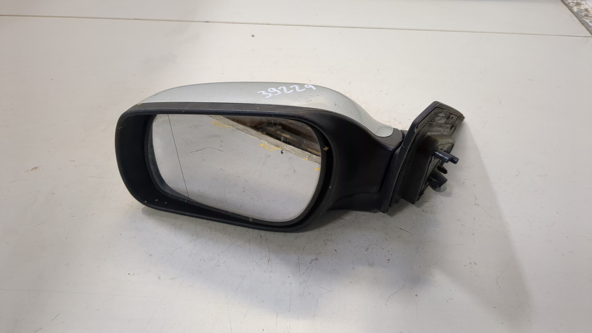 Зеркало левое электрическое