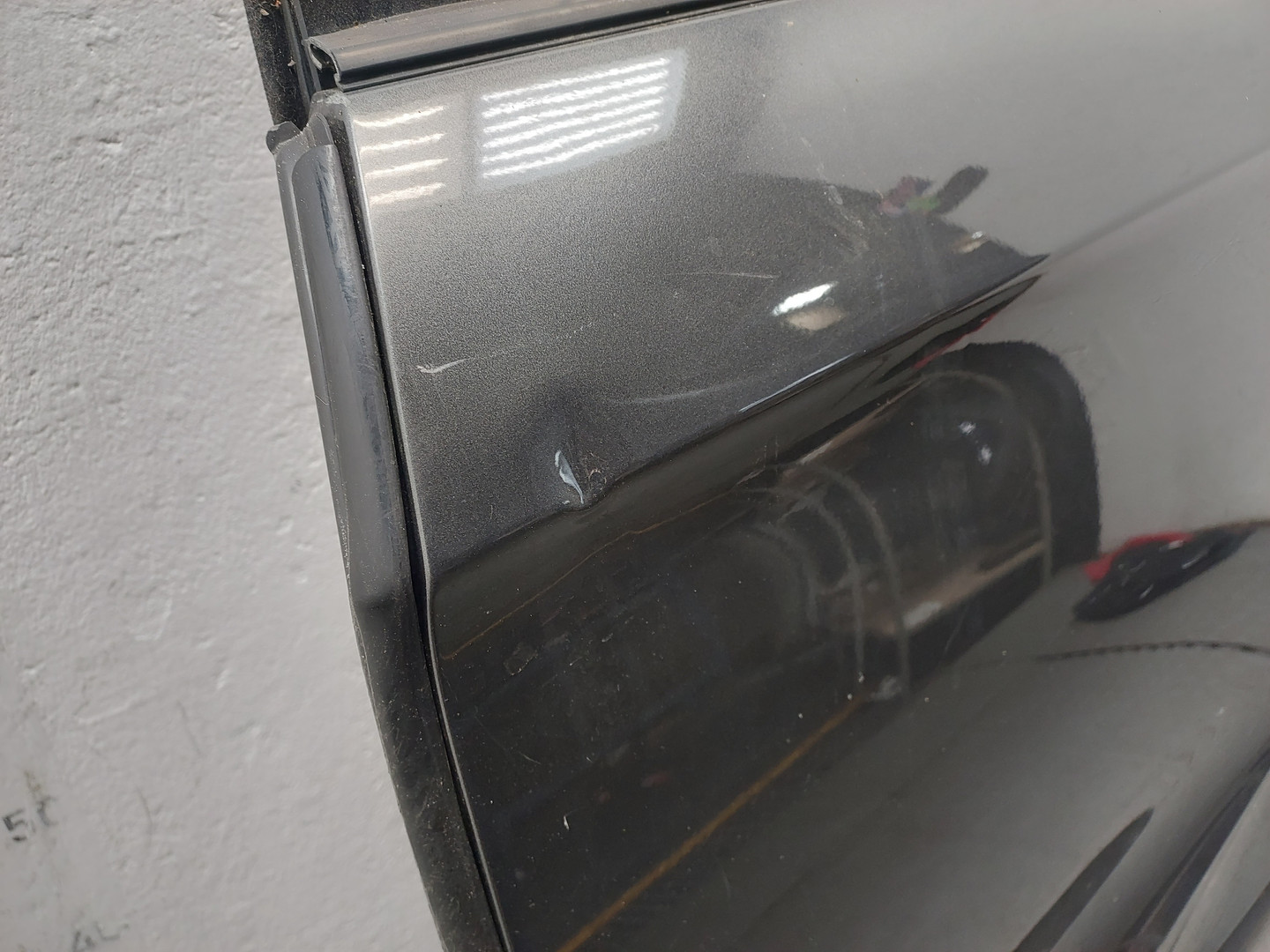 Дверь задняя левая