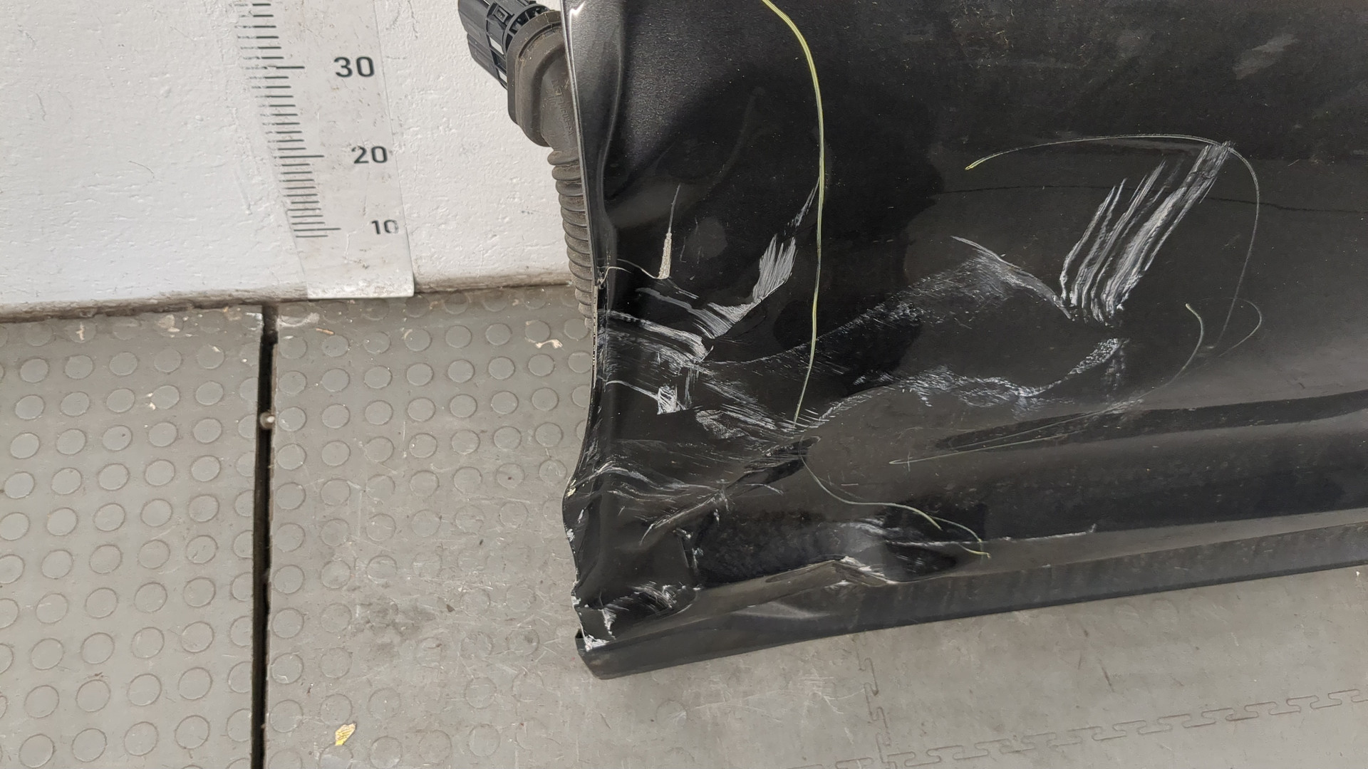 Дверь передняя левая