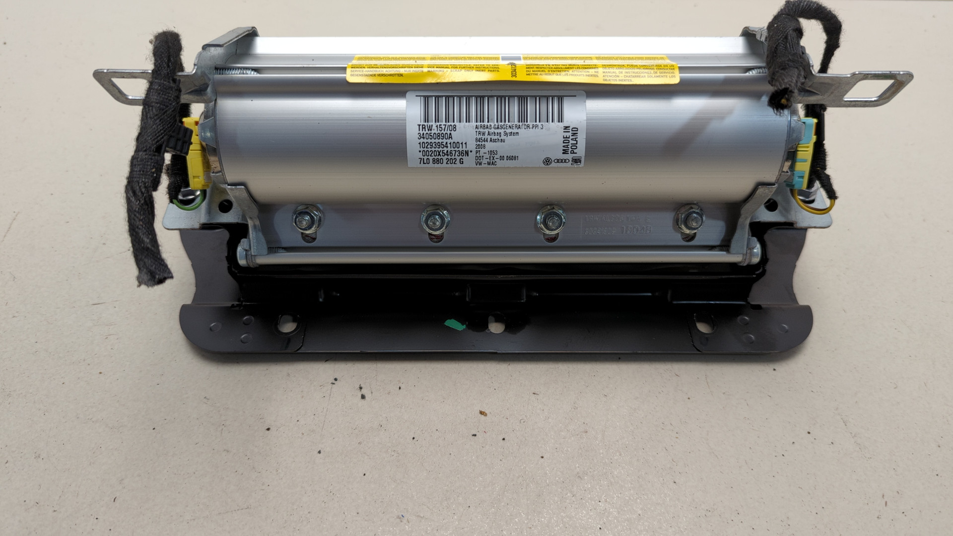 Подушка безопасности пассажирская (в торпедо)