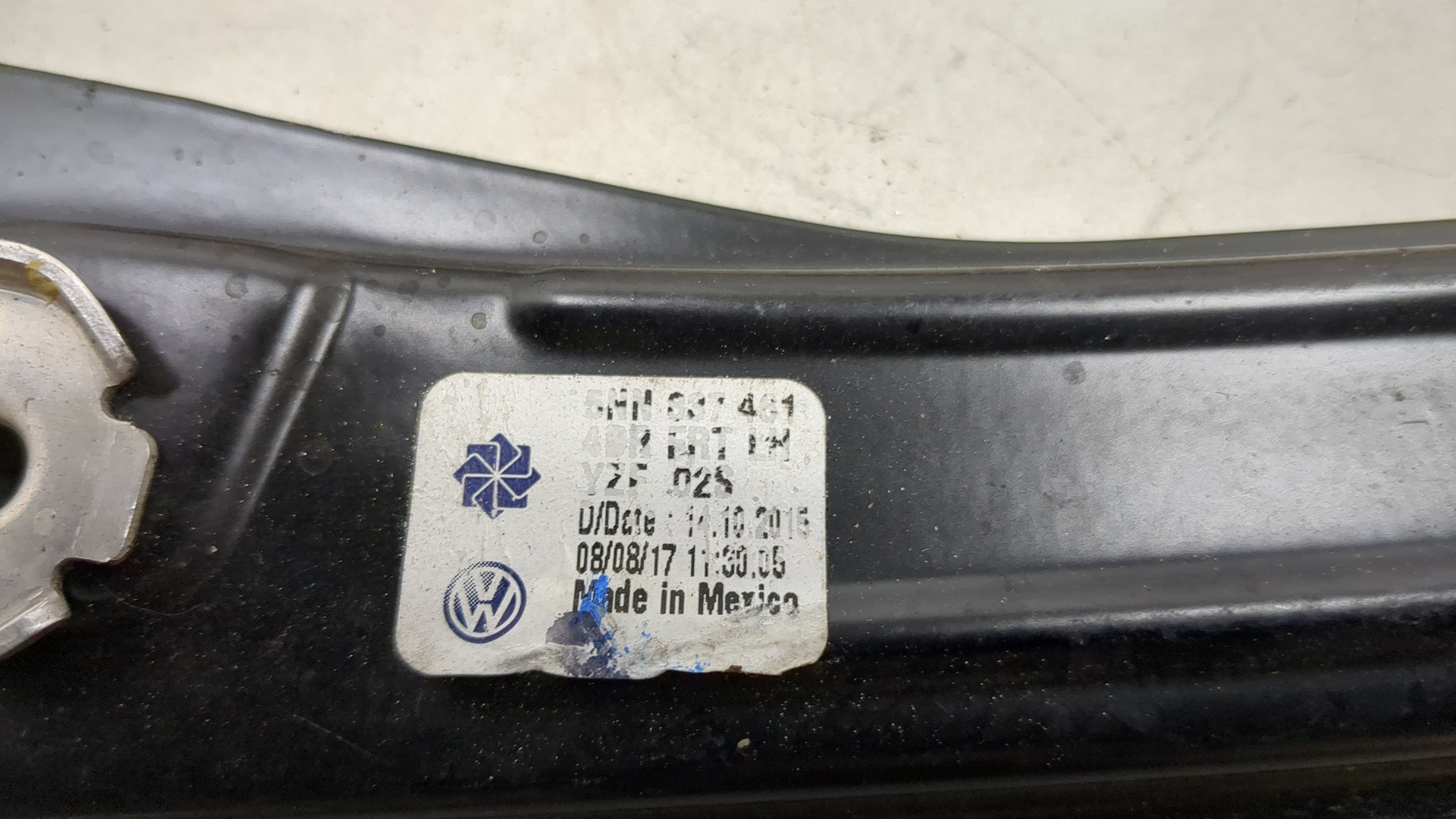 Стеклоподъемник электр. передний левый