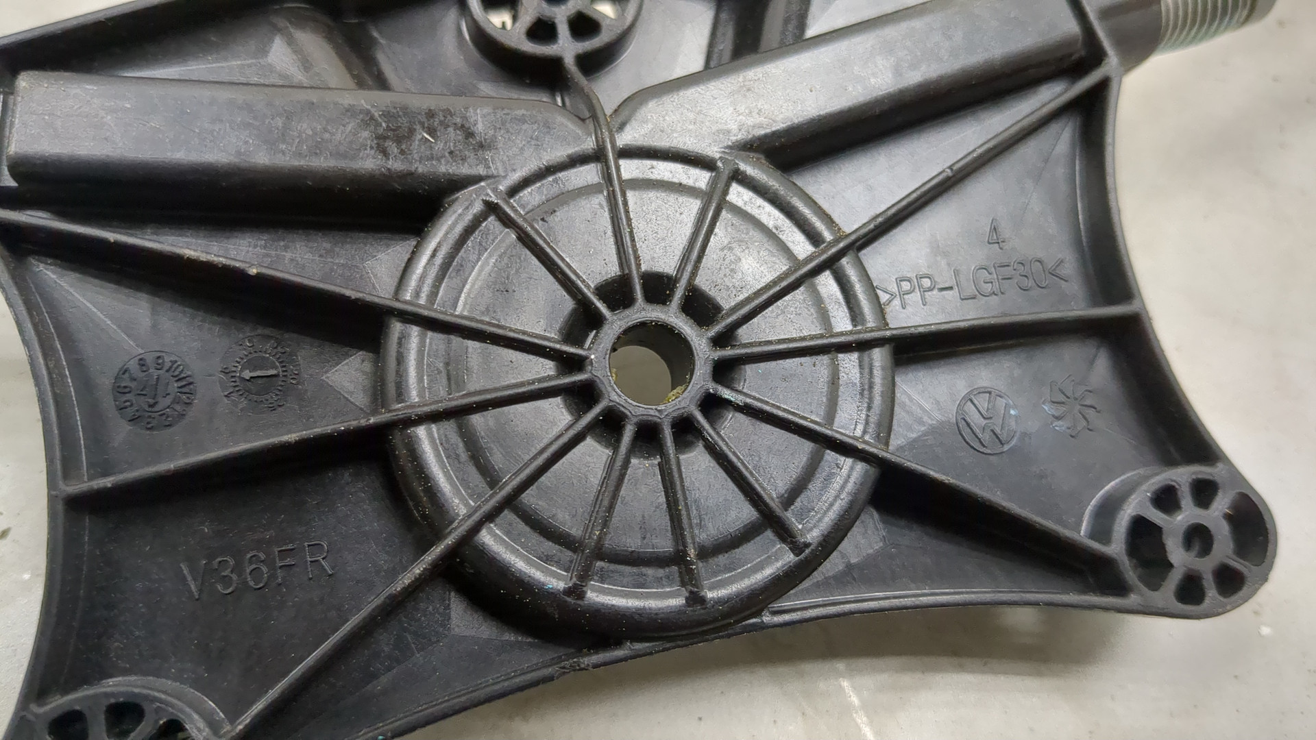 Стеклоподъемник электр. передний левый