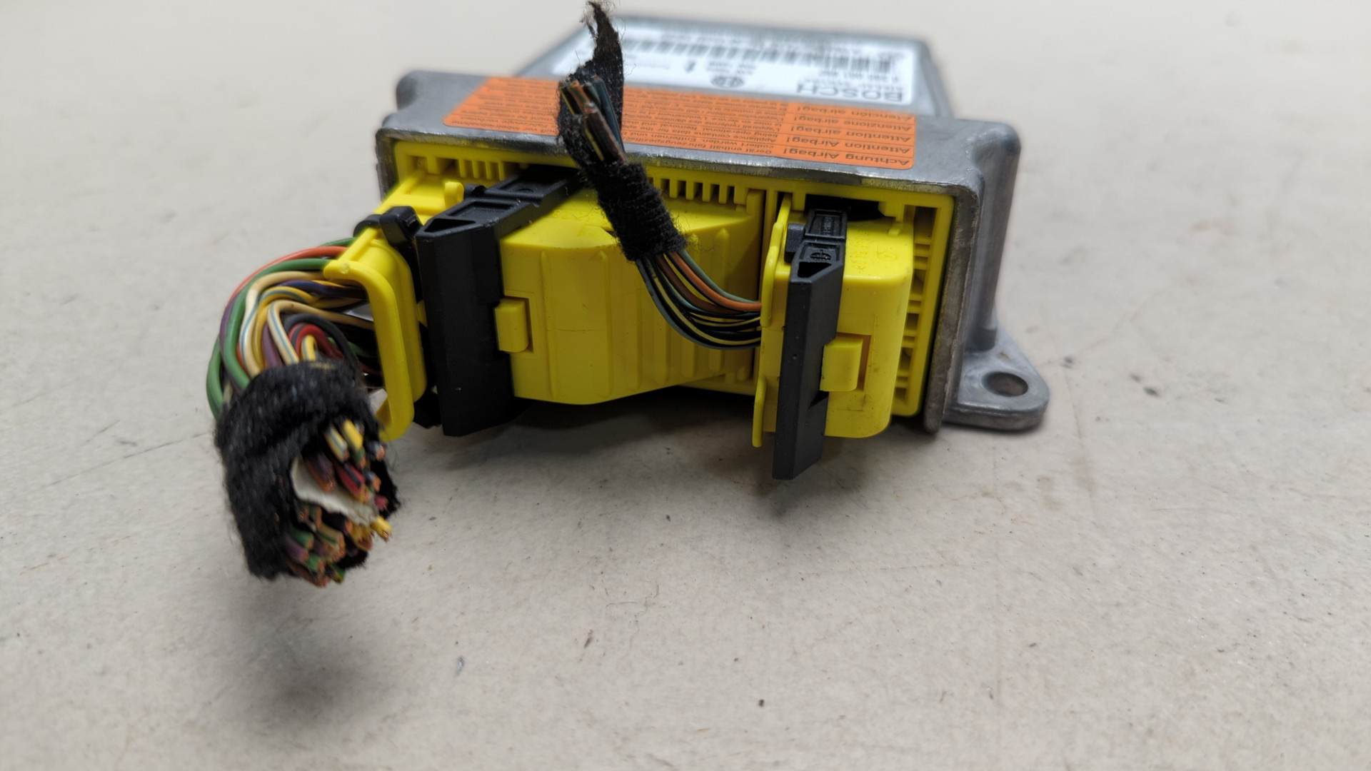 Блок управления подушек безопасности (AIR BAG)