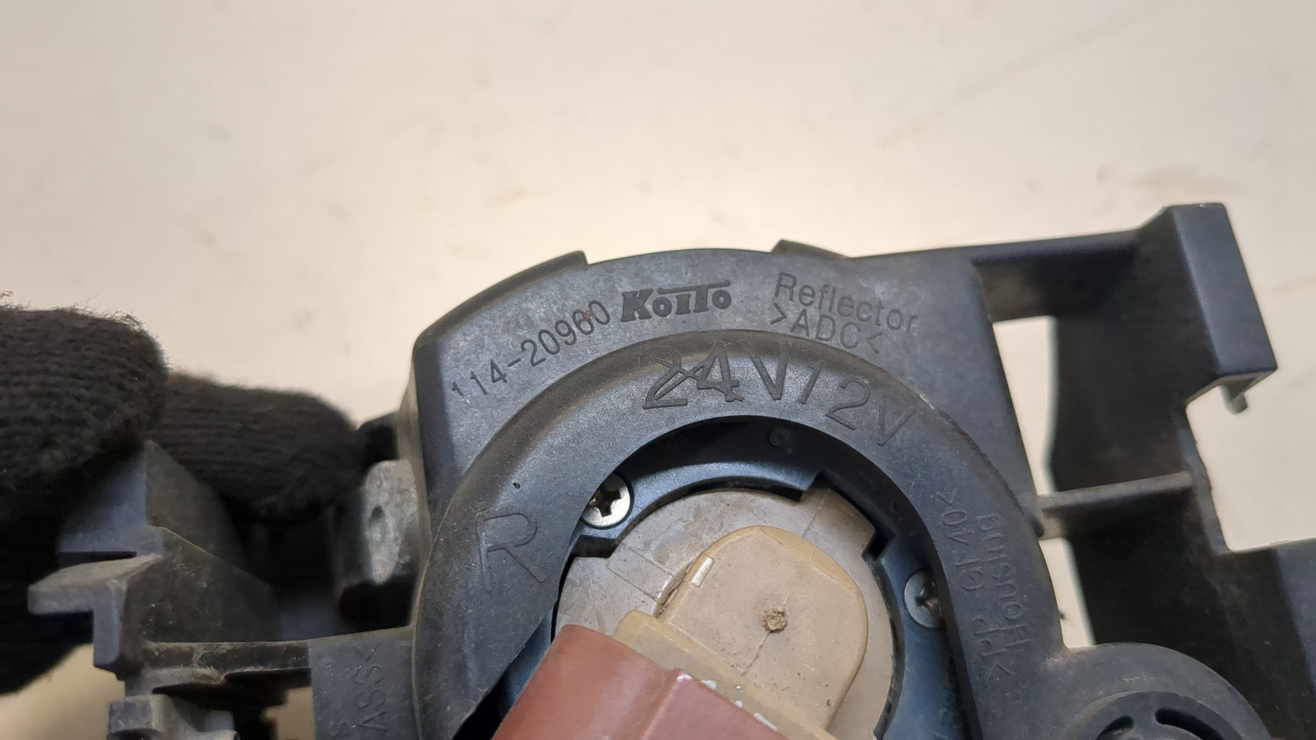 Фара противотуманная правая