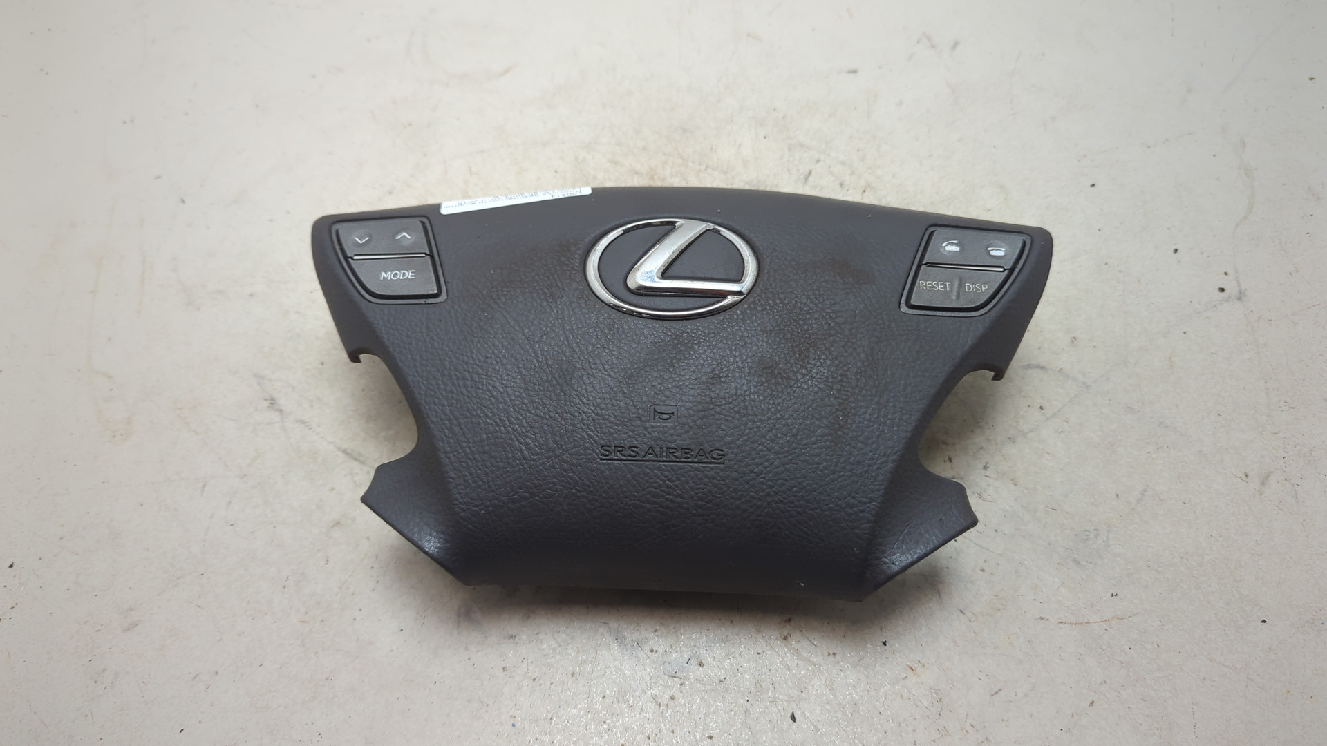 Подушка безопасности в рулевое колесо