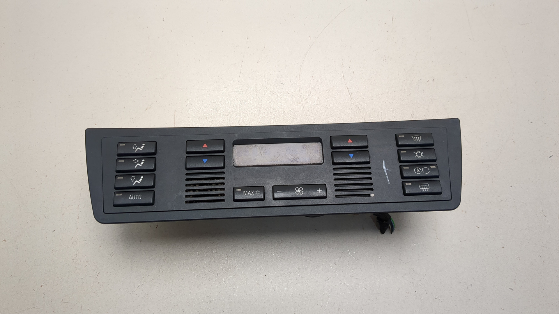 Переключатель отопителя