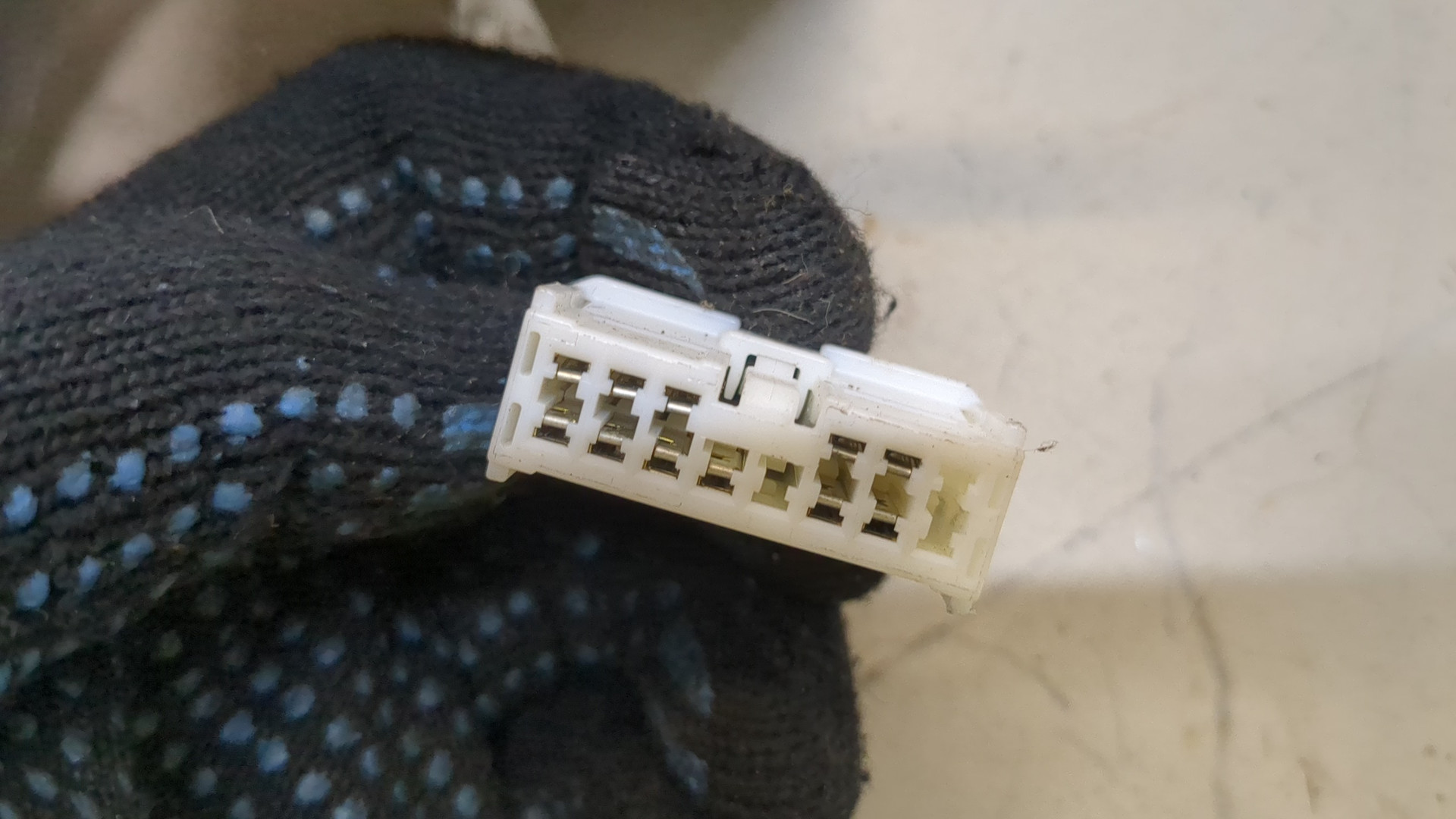 Зеркало левое электрическое