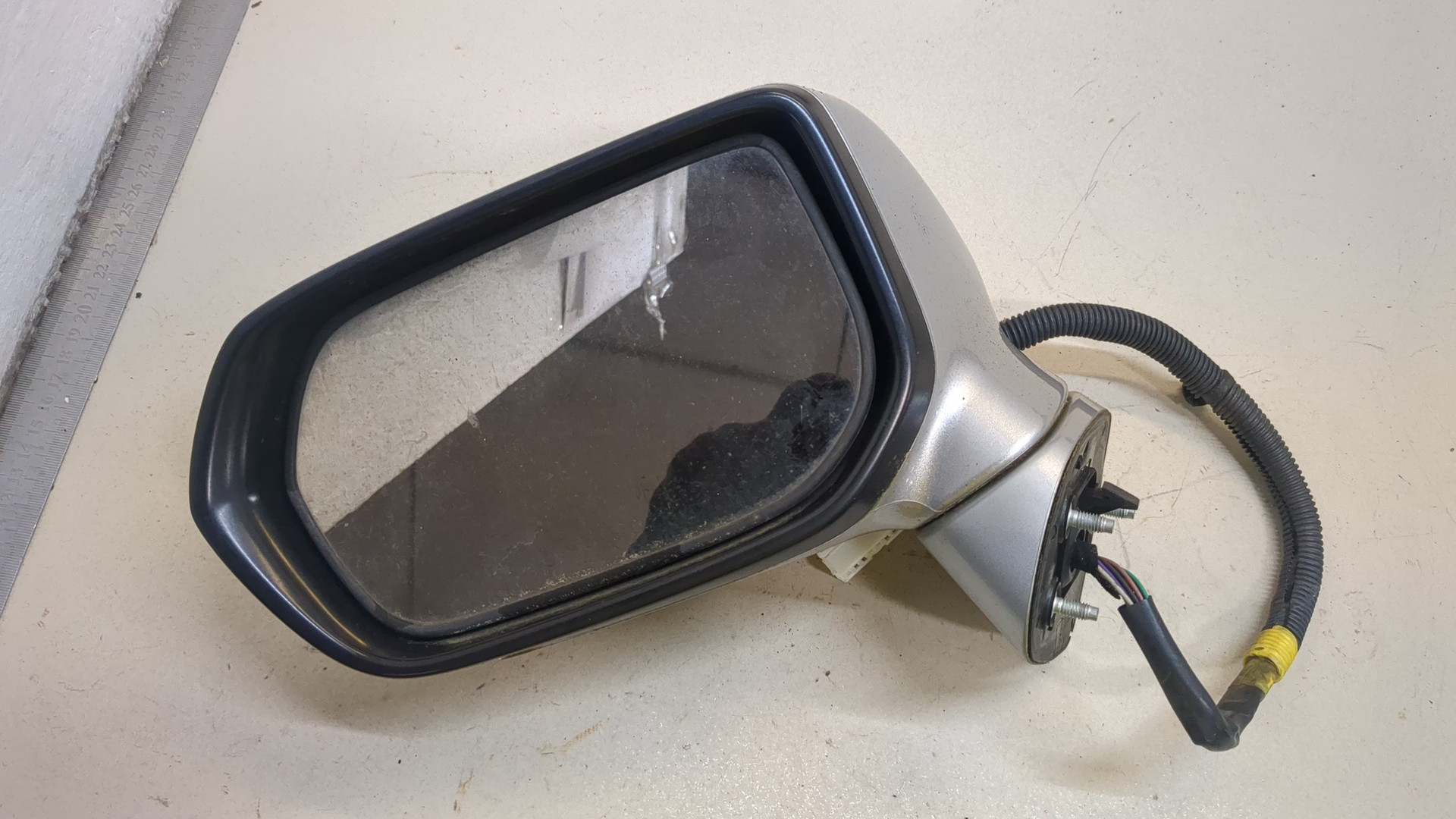 Зеркало левое электрическое