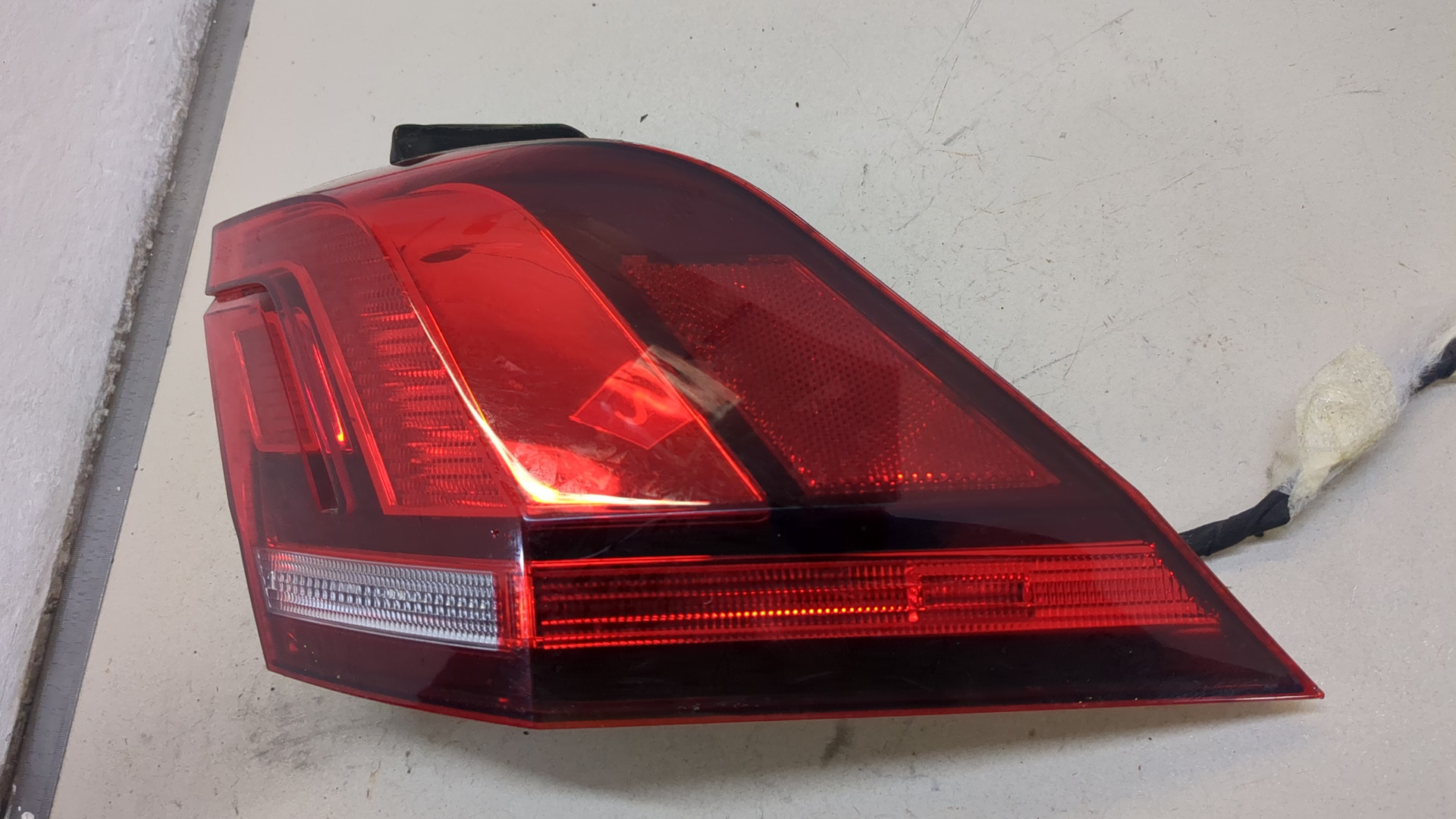 Фонарь задний правый