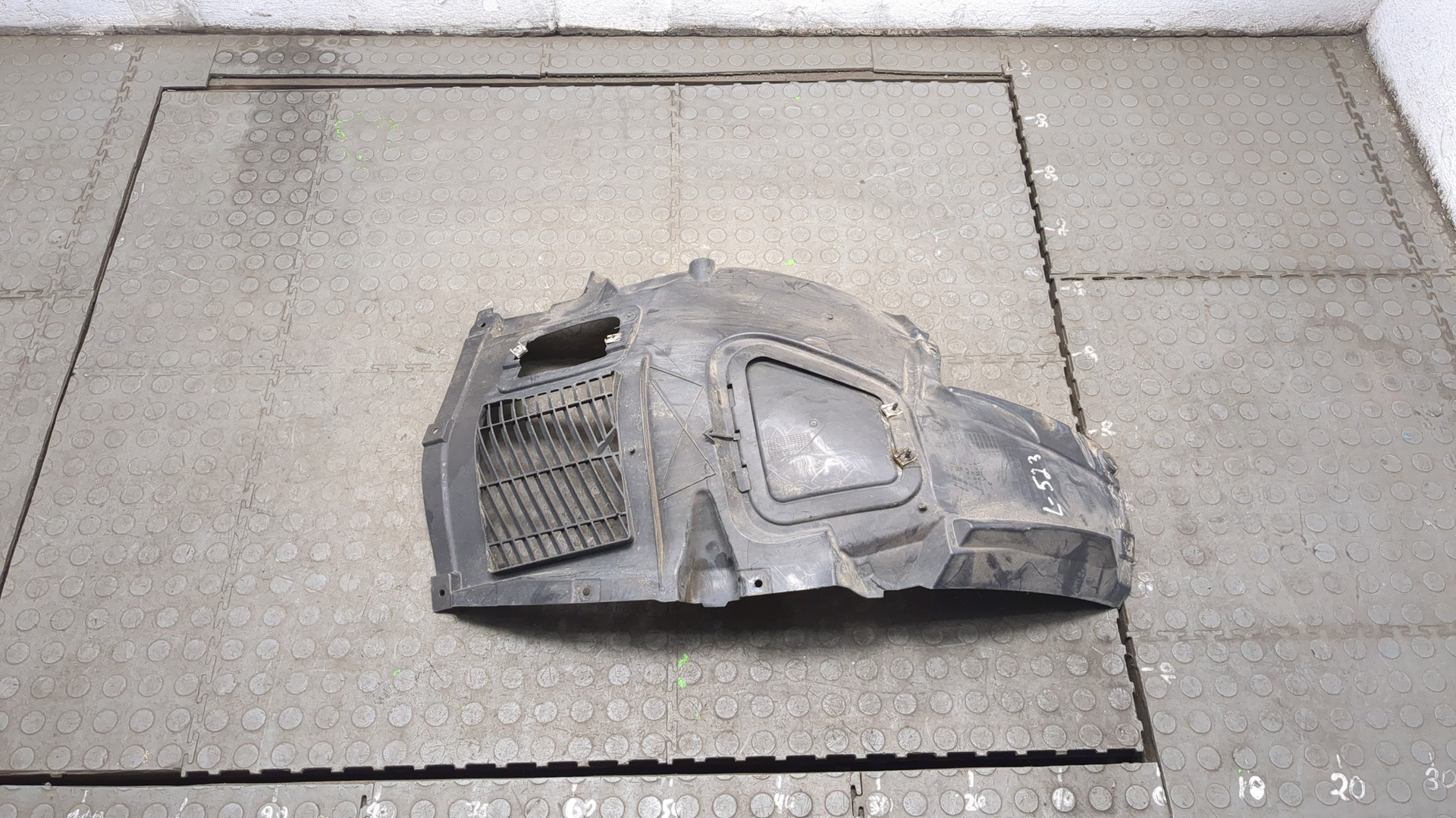 Локер передний левый