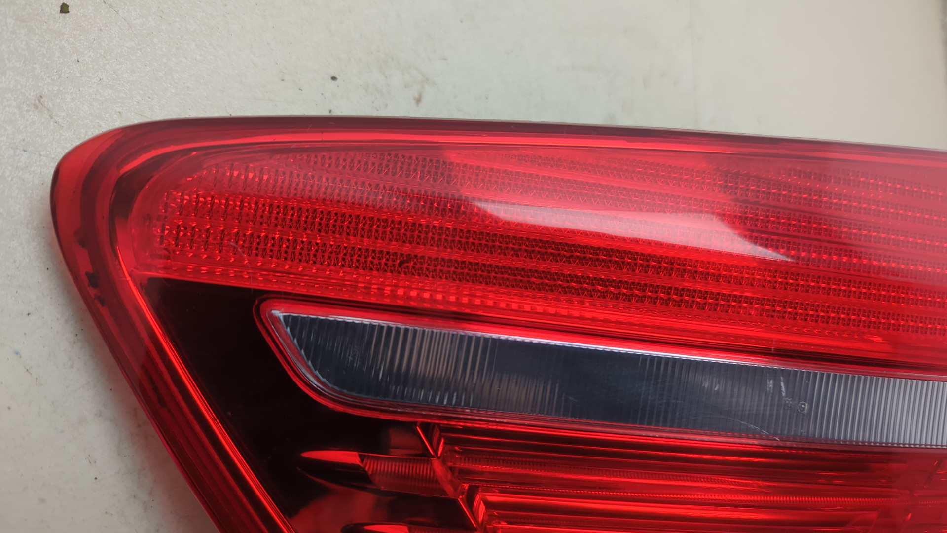 Фонарь задний левый