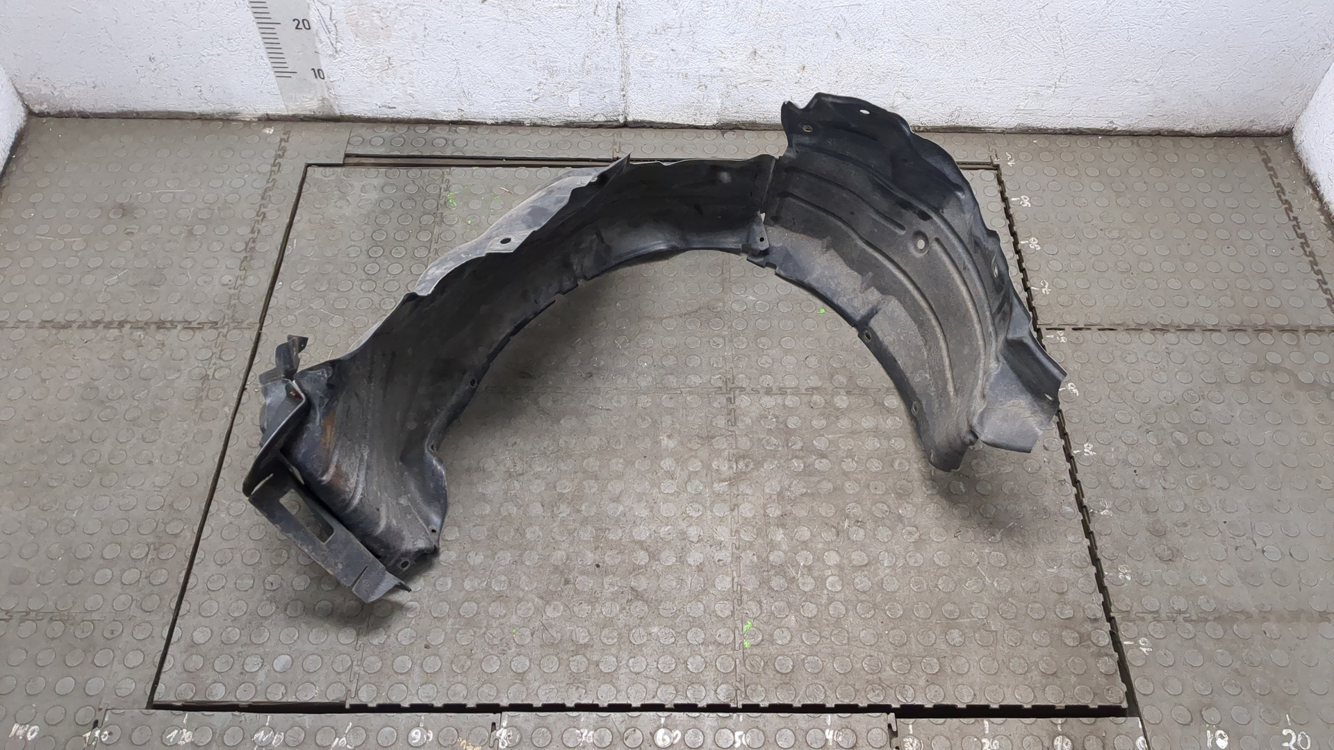 Локер передний правый