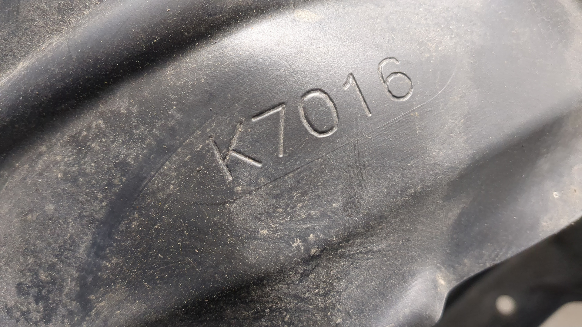 Локер передний правый