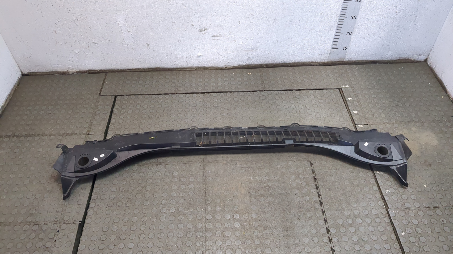 Решетка стеклоочистителей (Жабо)