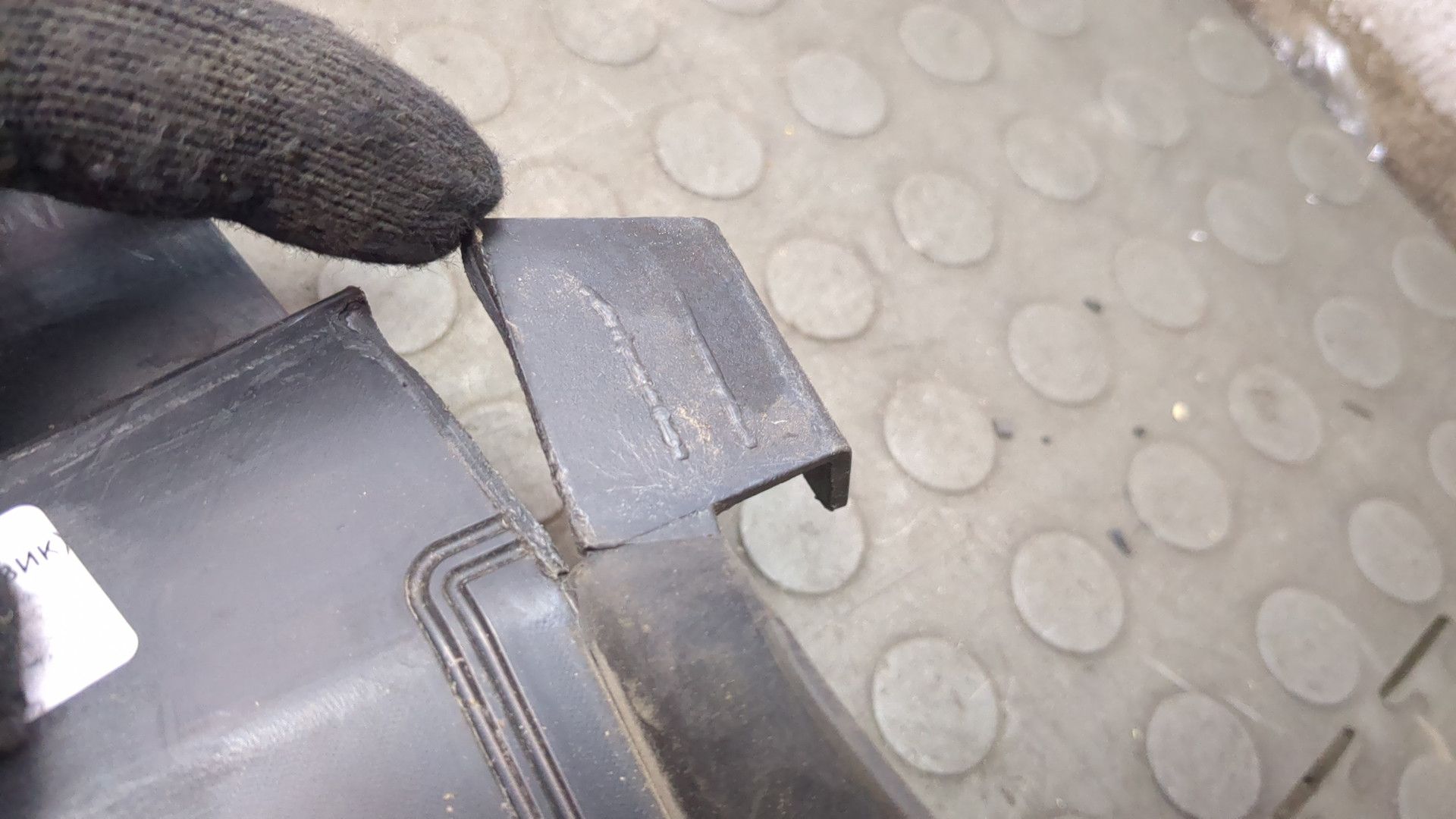 Решетка стеклоочистителей (Жабо)