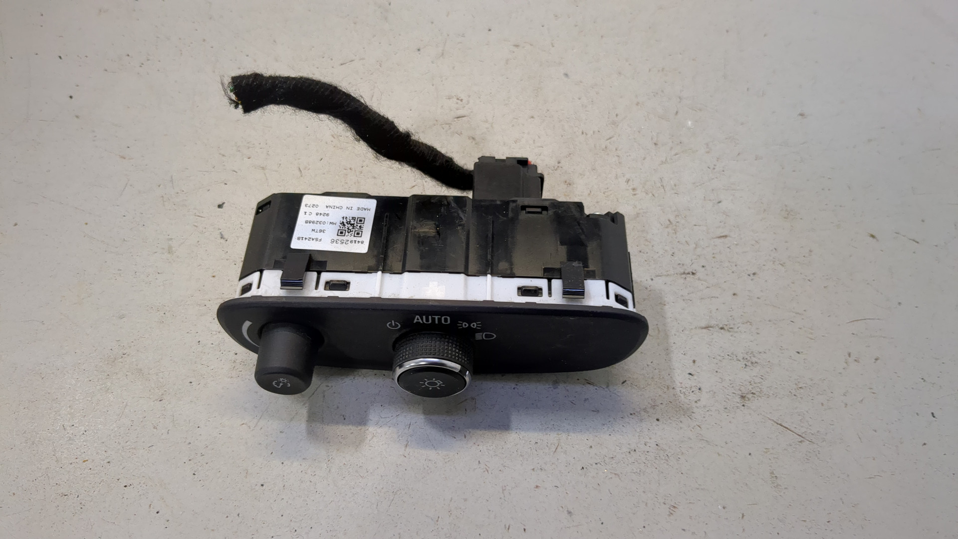 Переключатель света фар