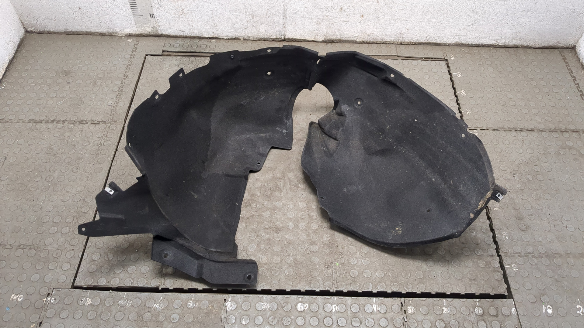 Локер передний левый