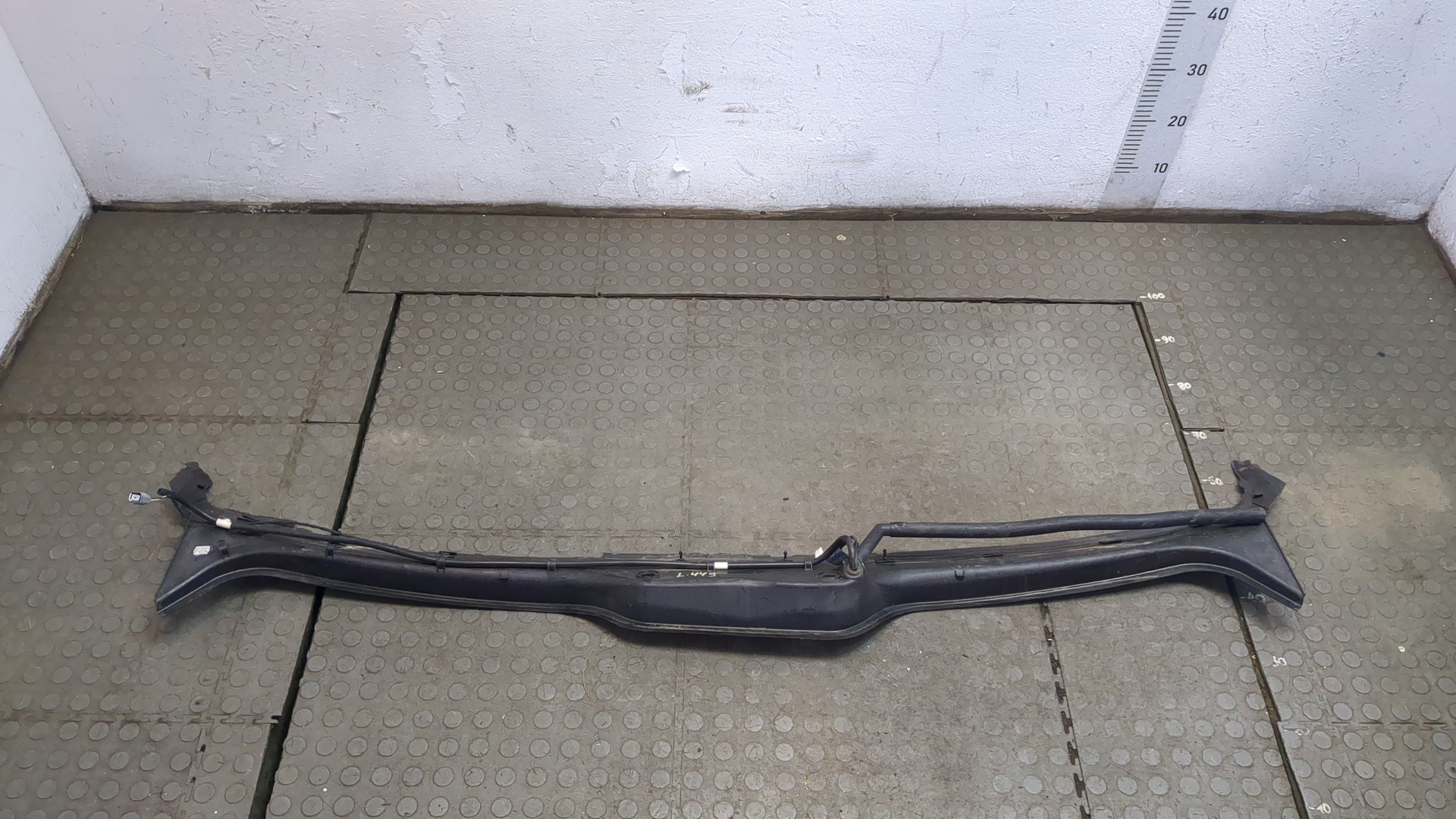 Решетка стеклоочистителей (Жабо)