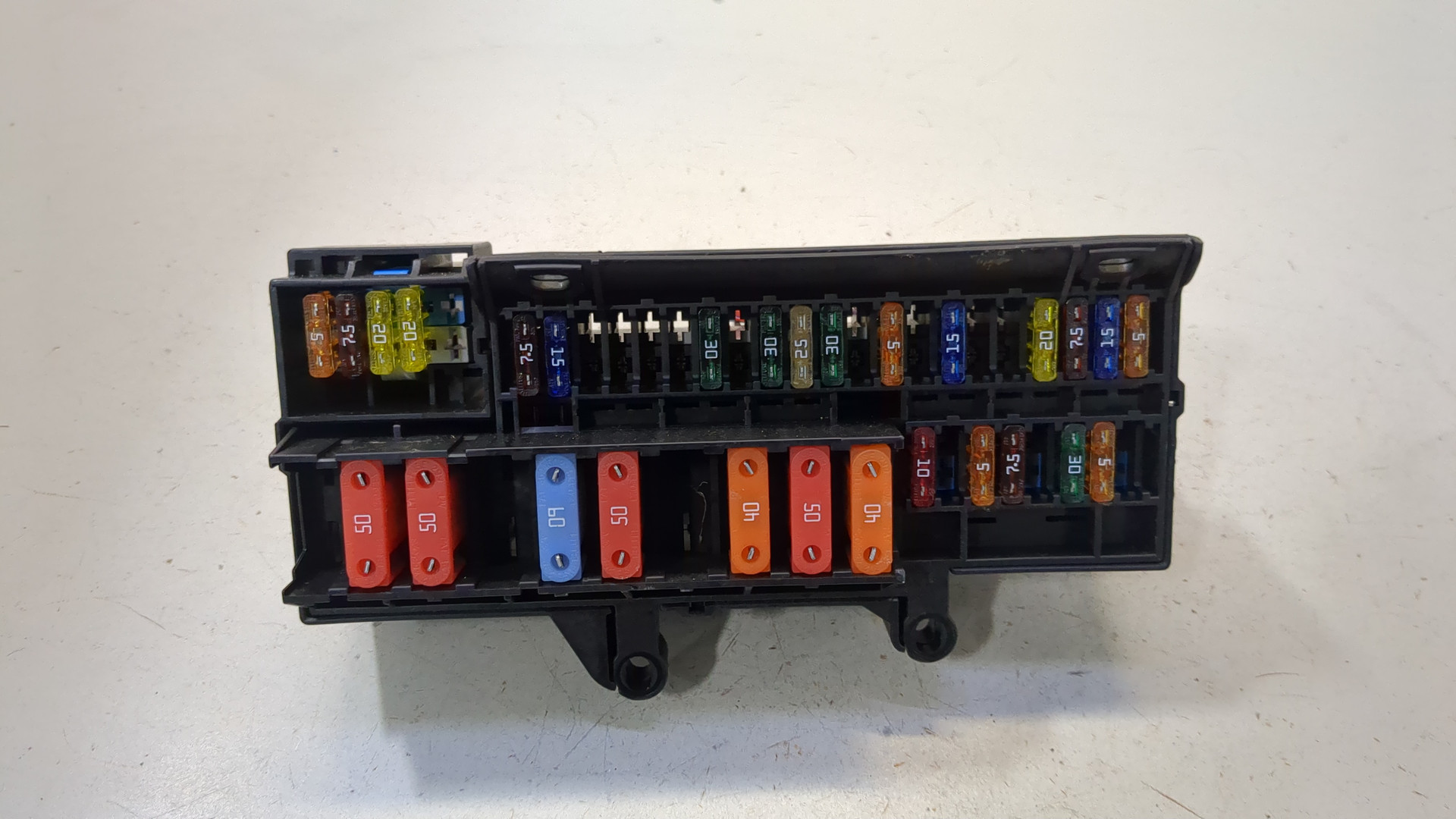 Блок предохранителей