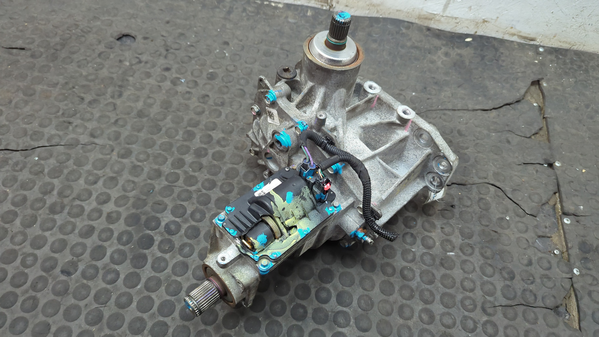 Коробка раздаточная