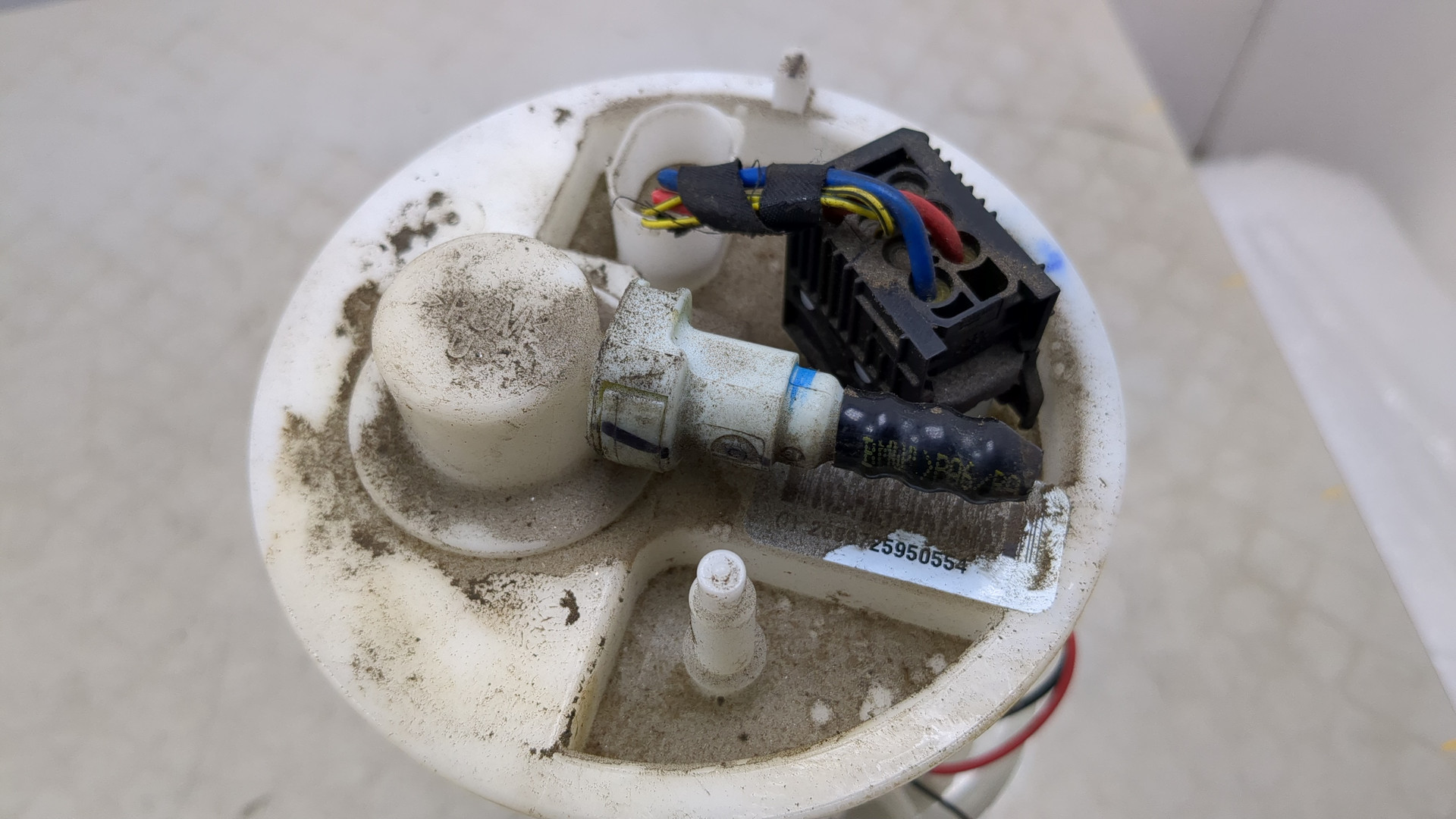 Насос топливный электрический