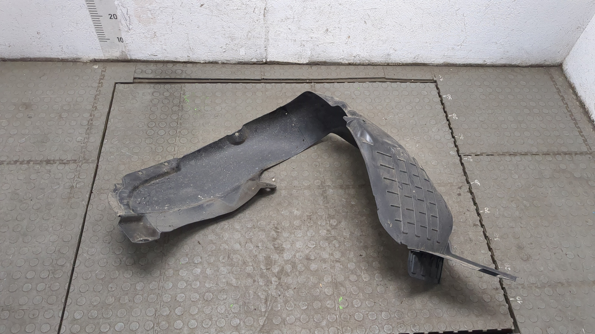 Локер передний правый