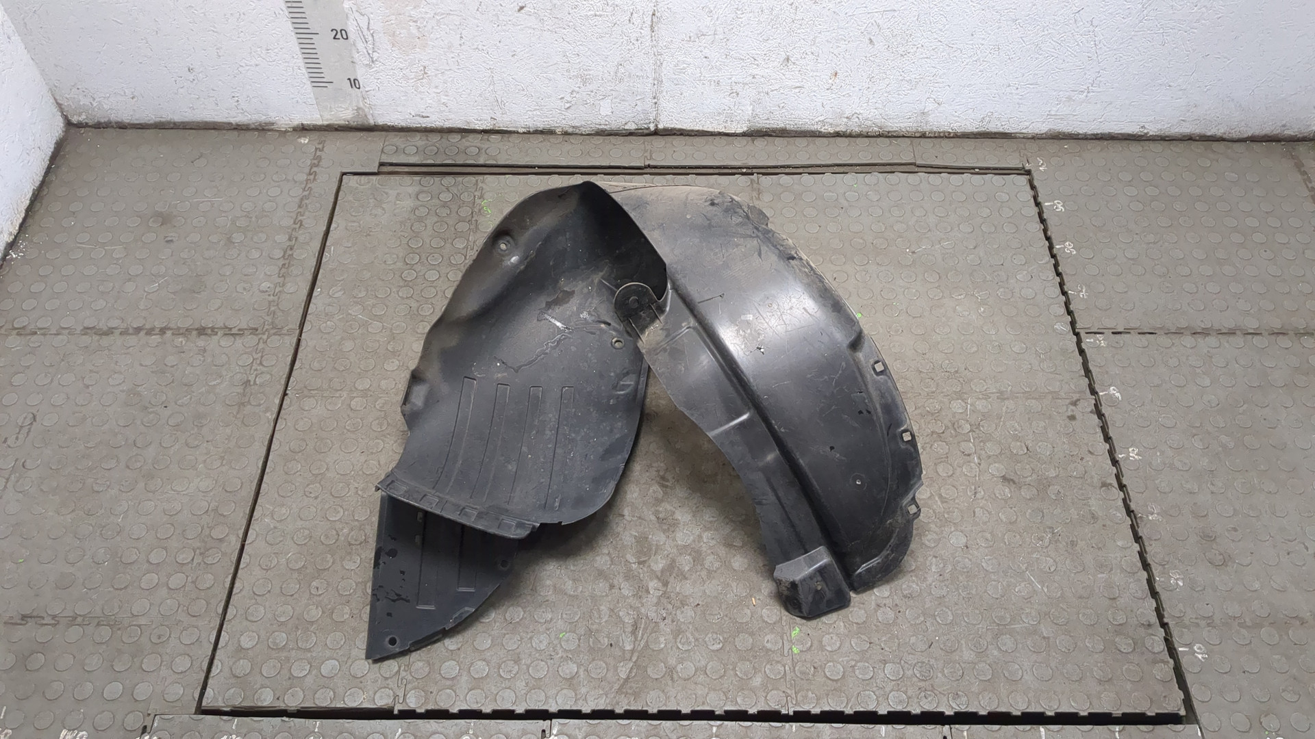 Локер передний правый