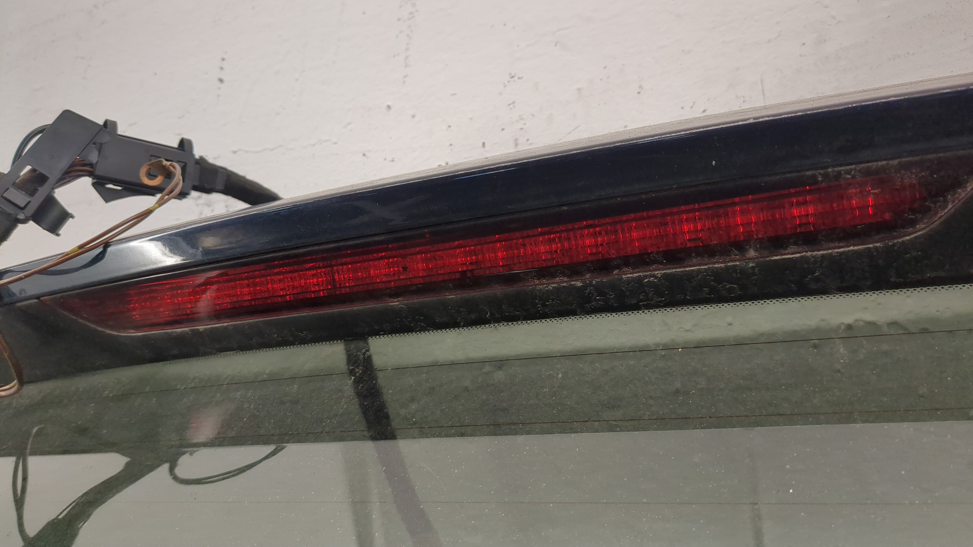 Дверь багажника