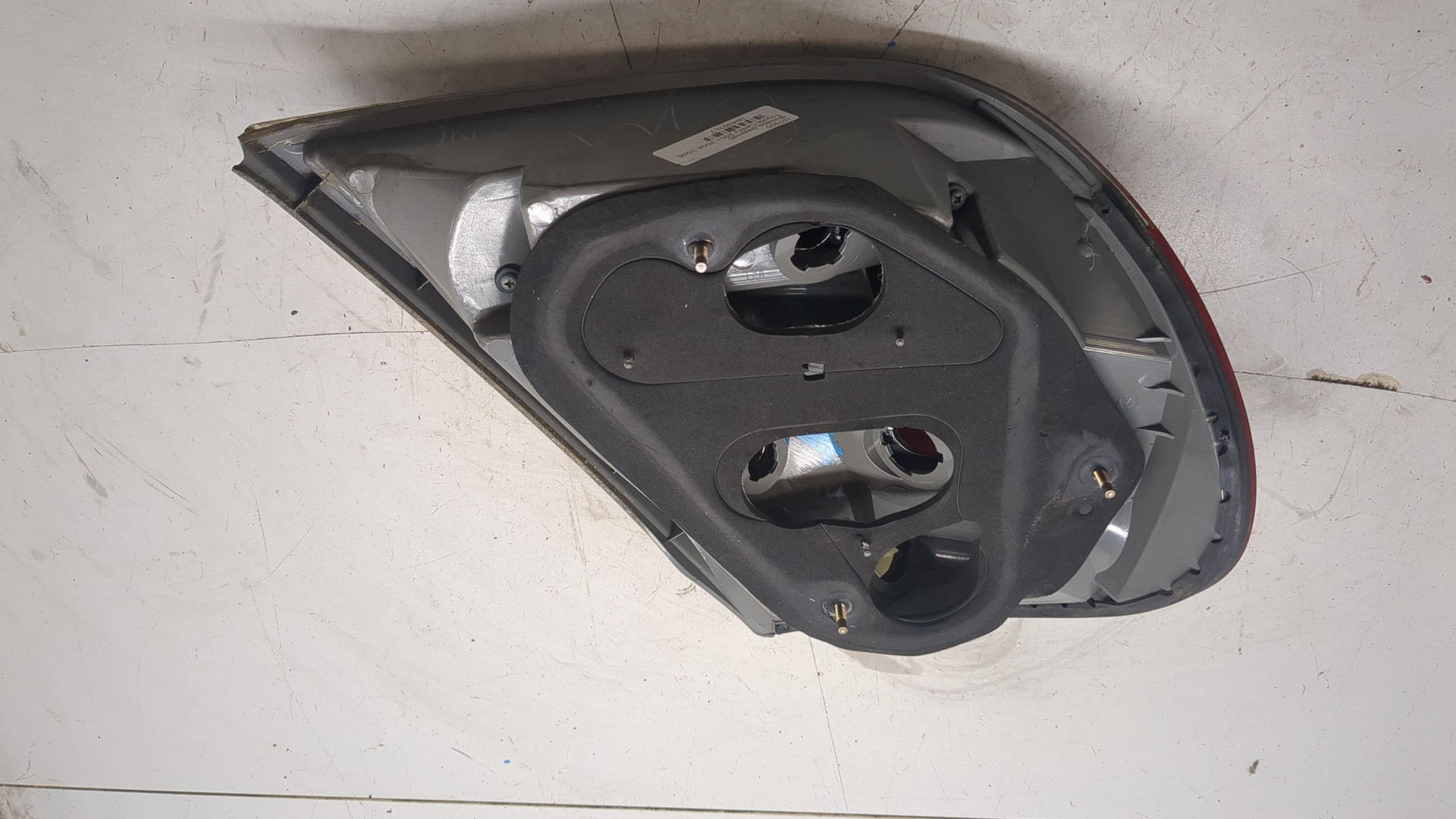 Фонарь задний правый